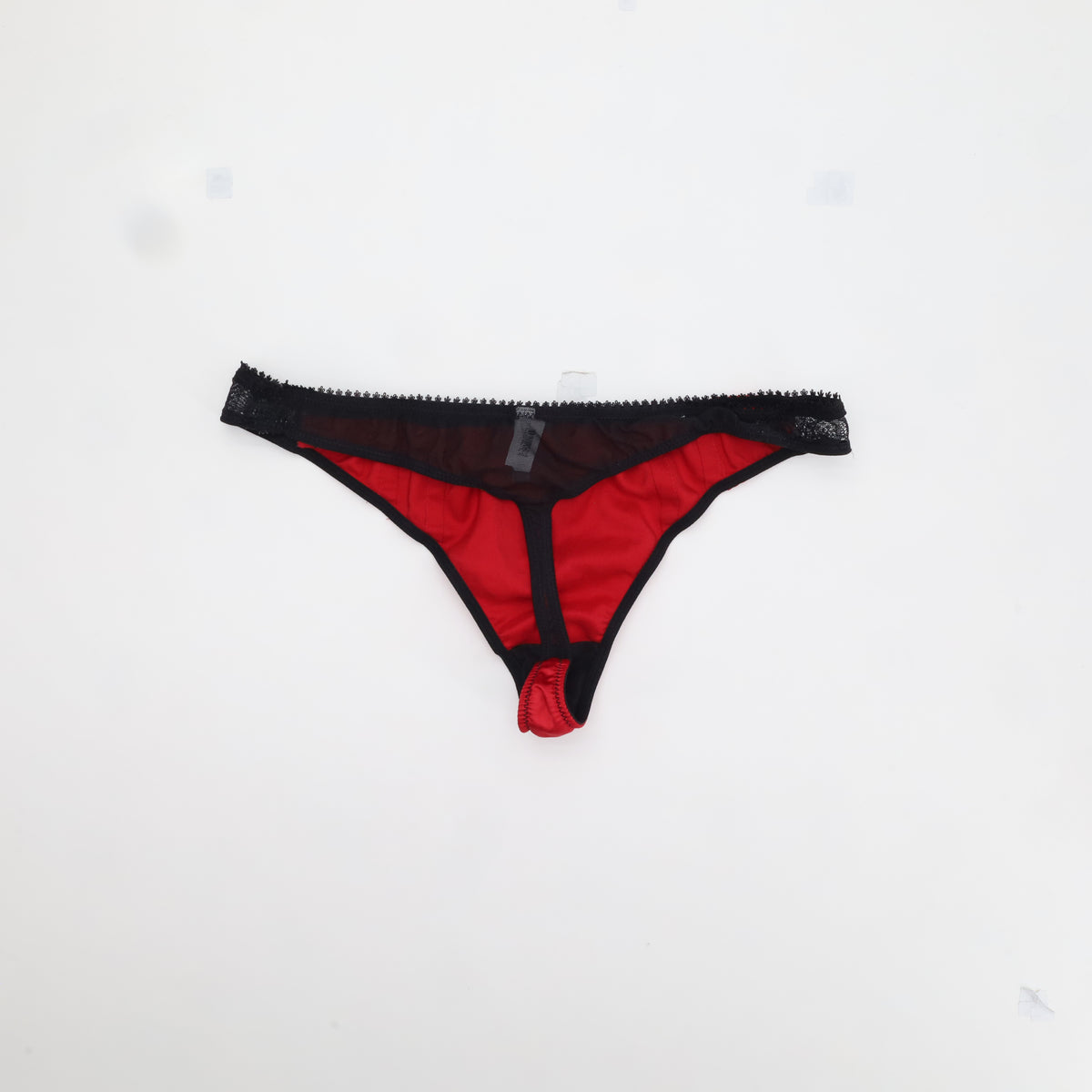 String RougeGorge Rouge