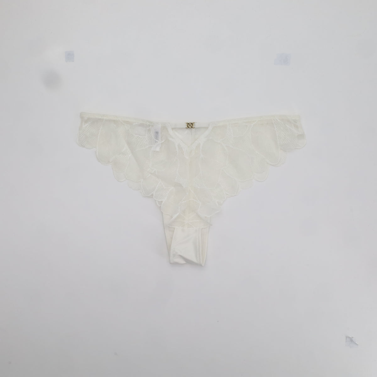 Tanga RougeGorge Blanc
