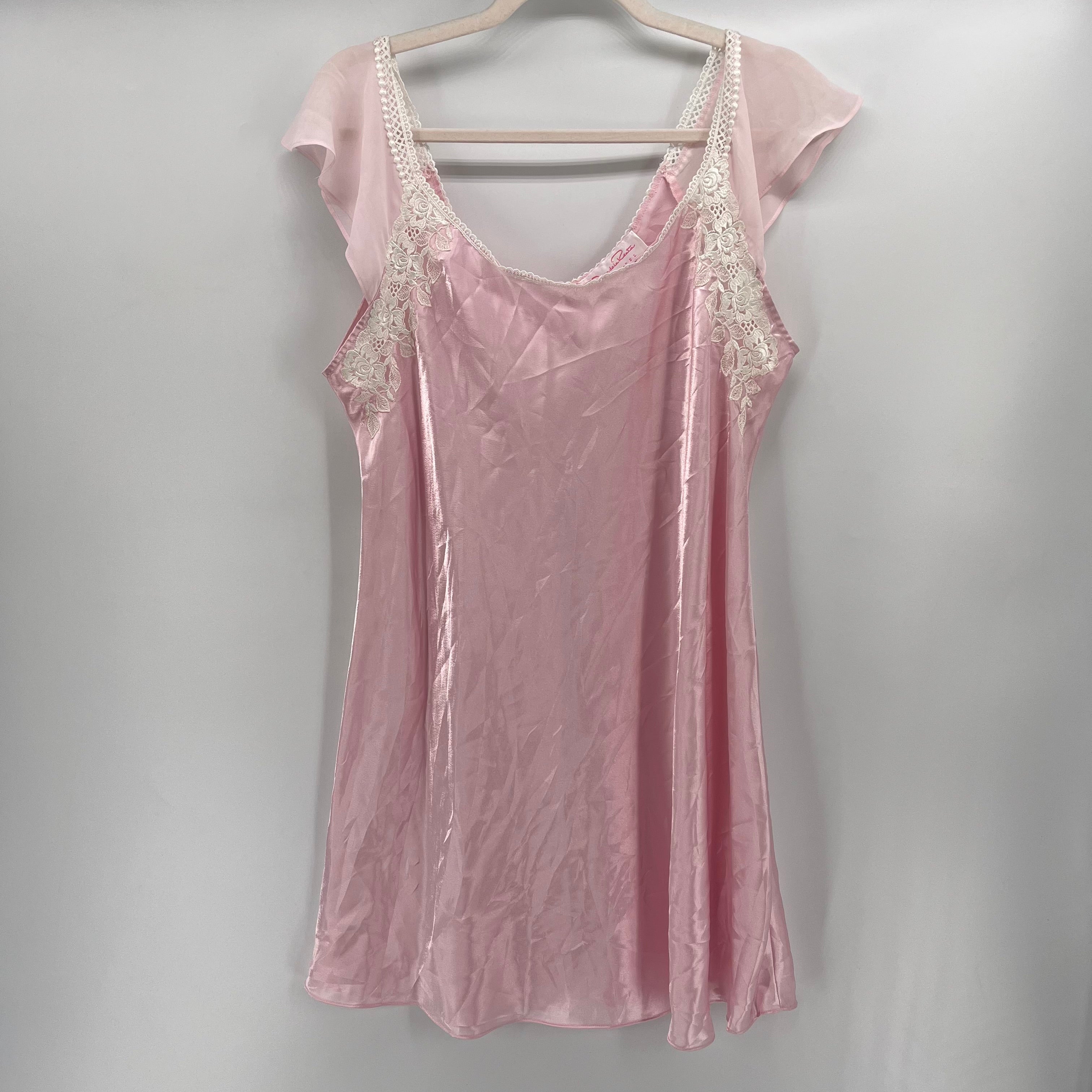 Nuisette Oscar de La Renta Rose
