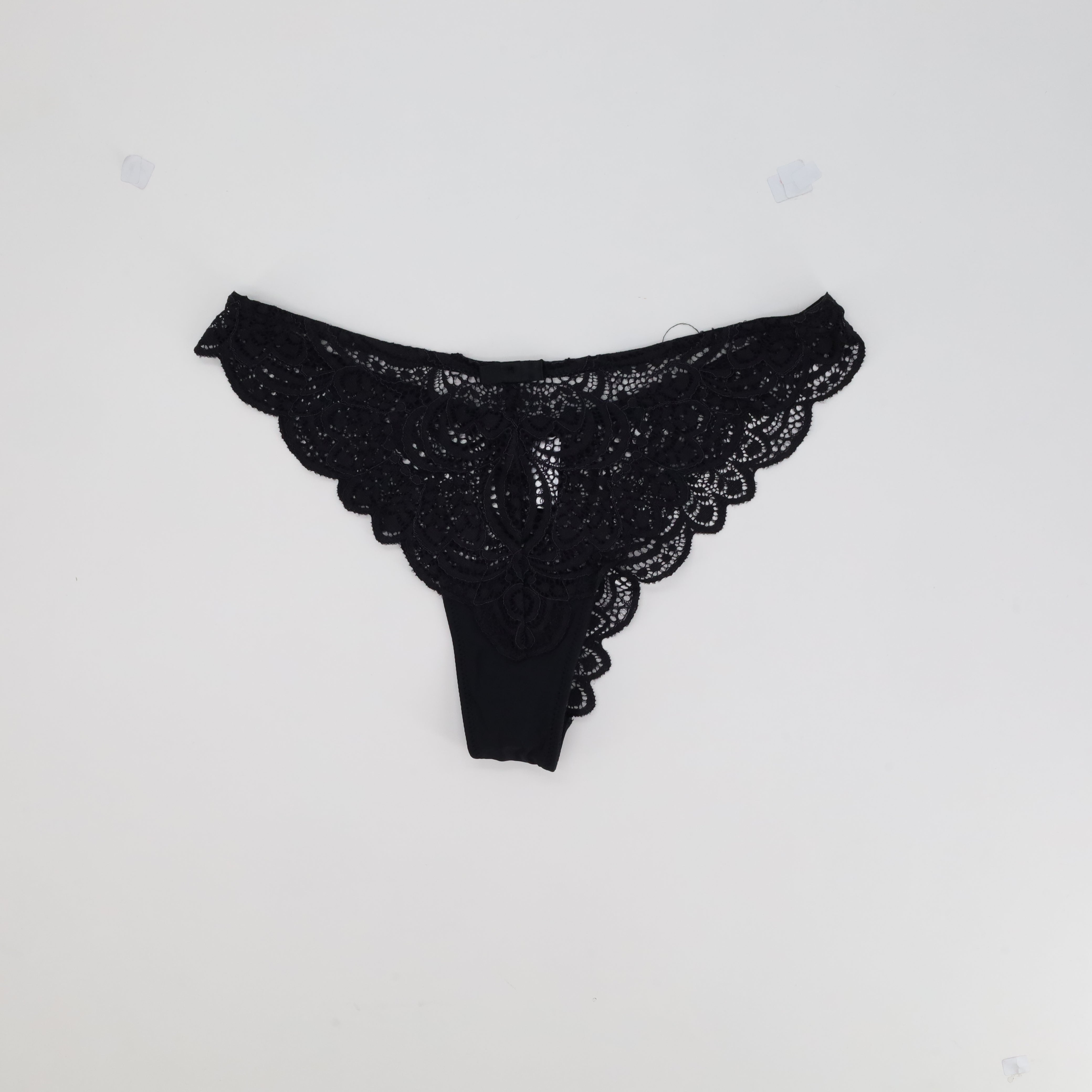 Tanga RougeGorge Noir