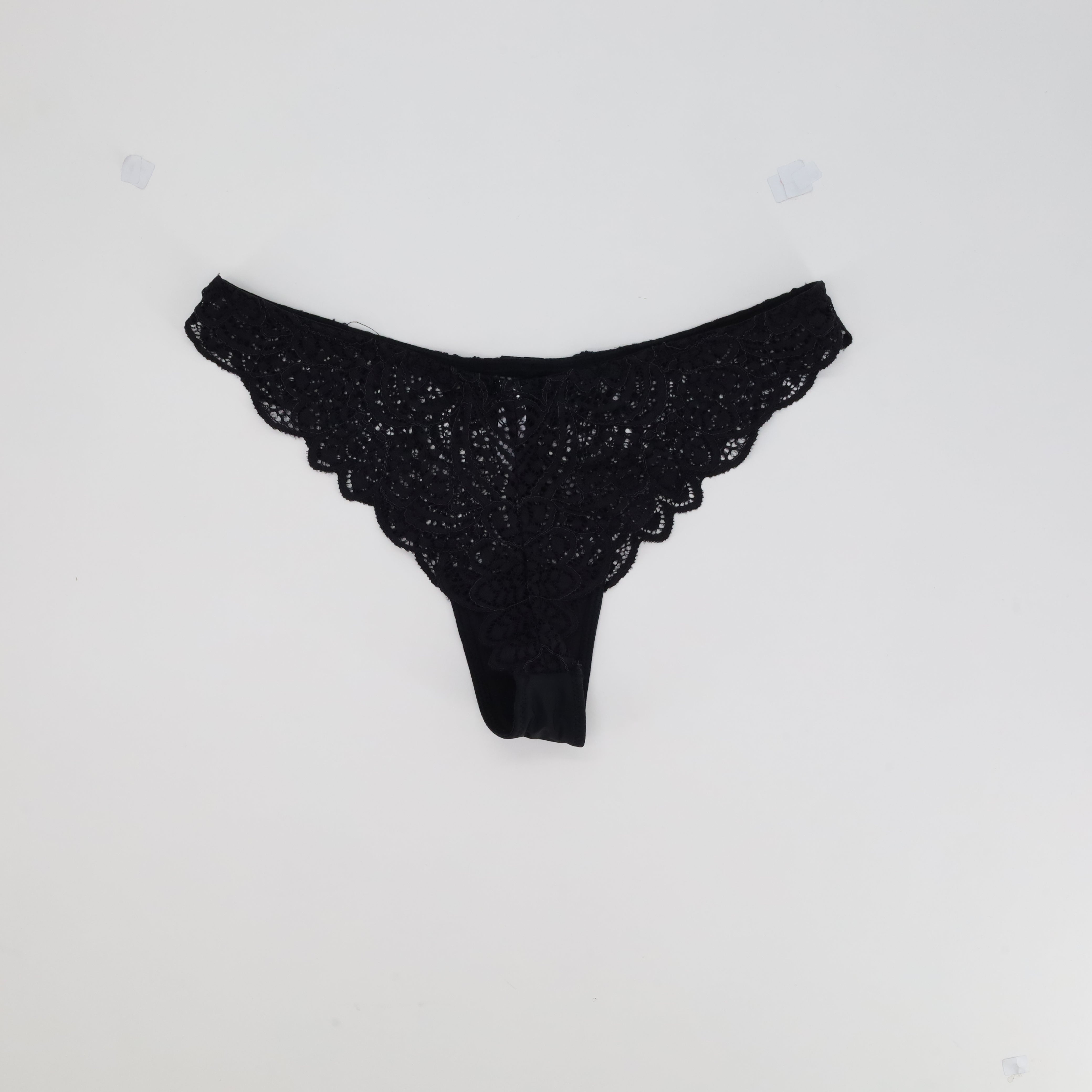 Tanga RougeGorge Noir