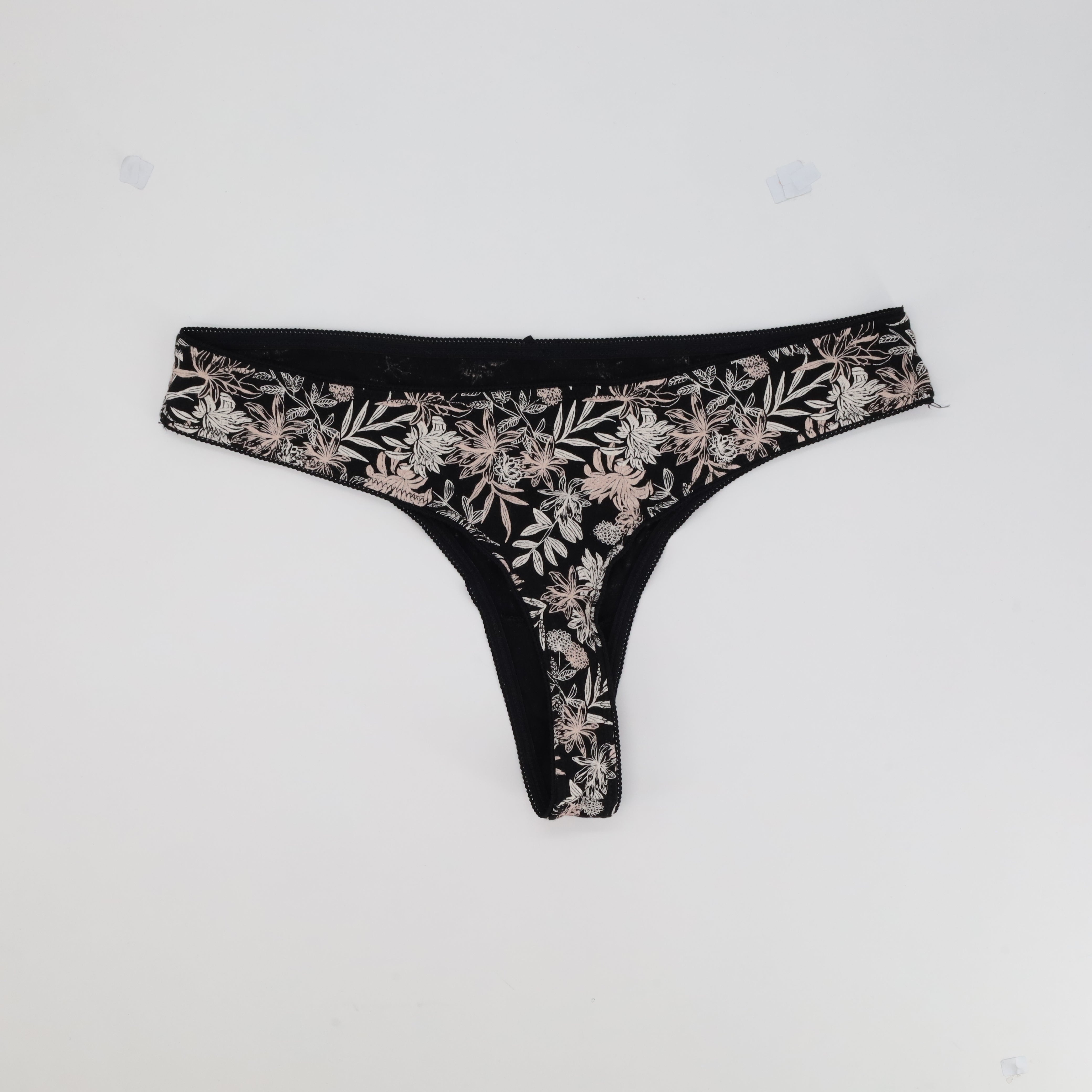 String ETAM Noir