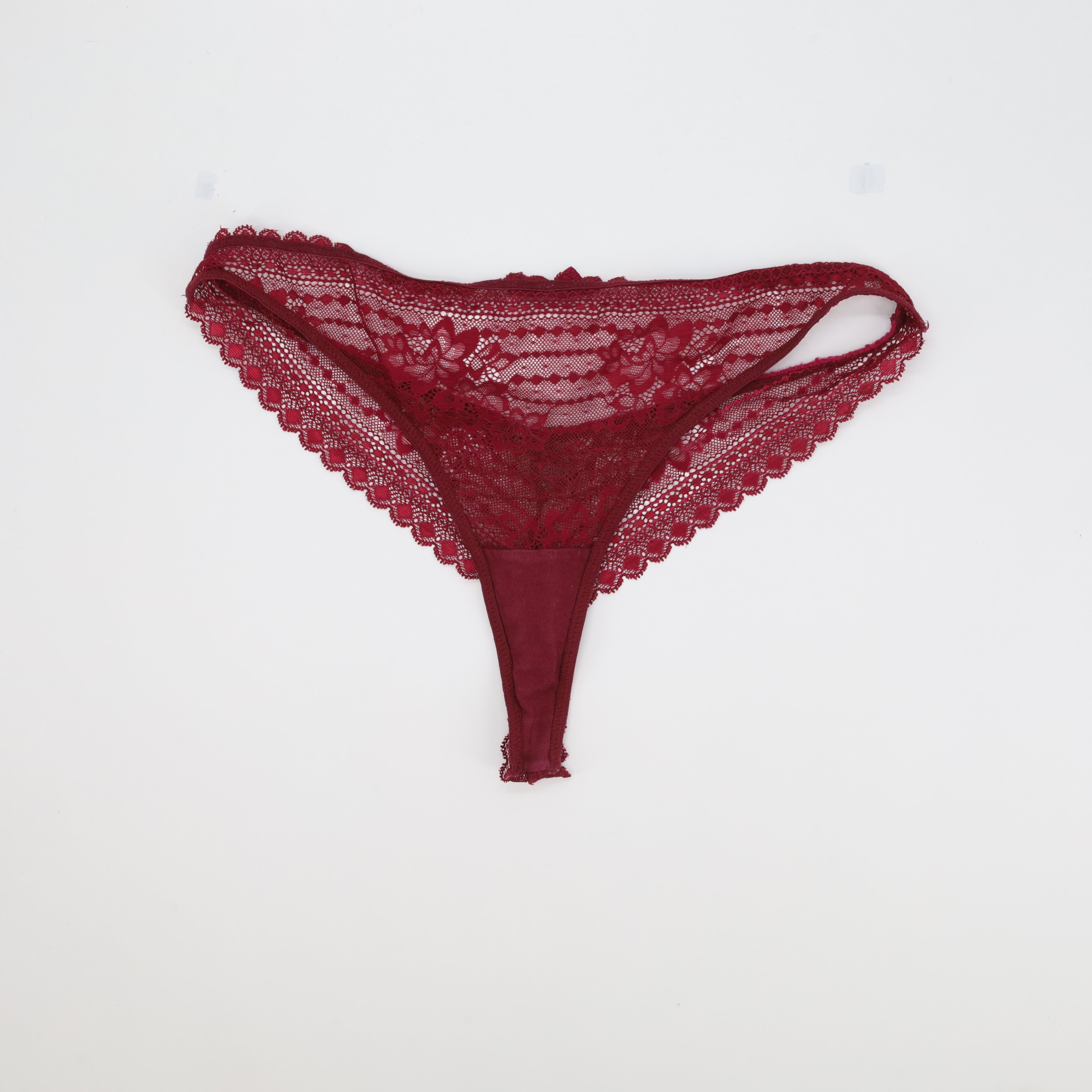 String ETAM Rouge
