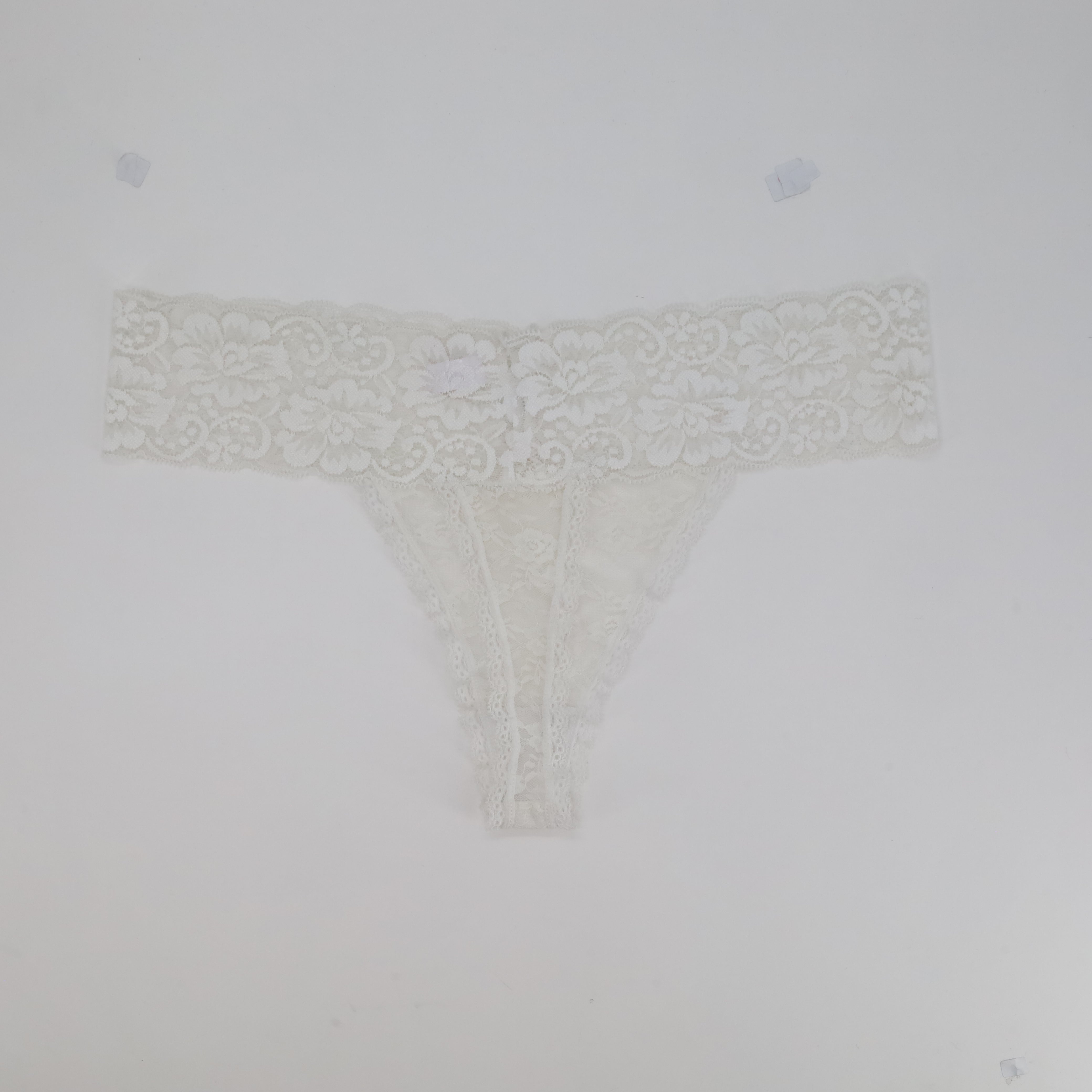 String Blanc