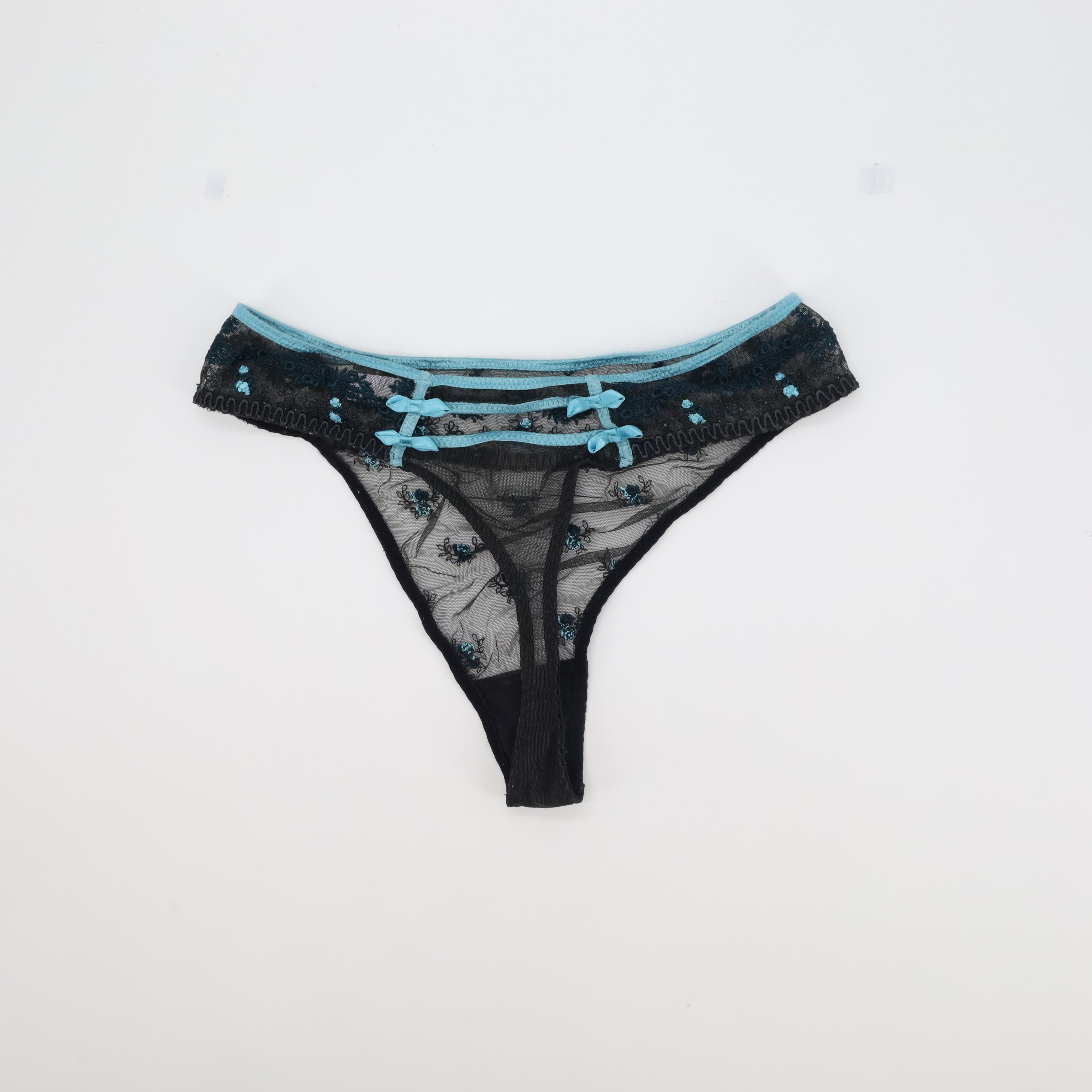String Allande Noir