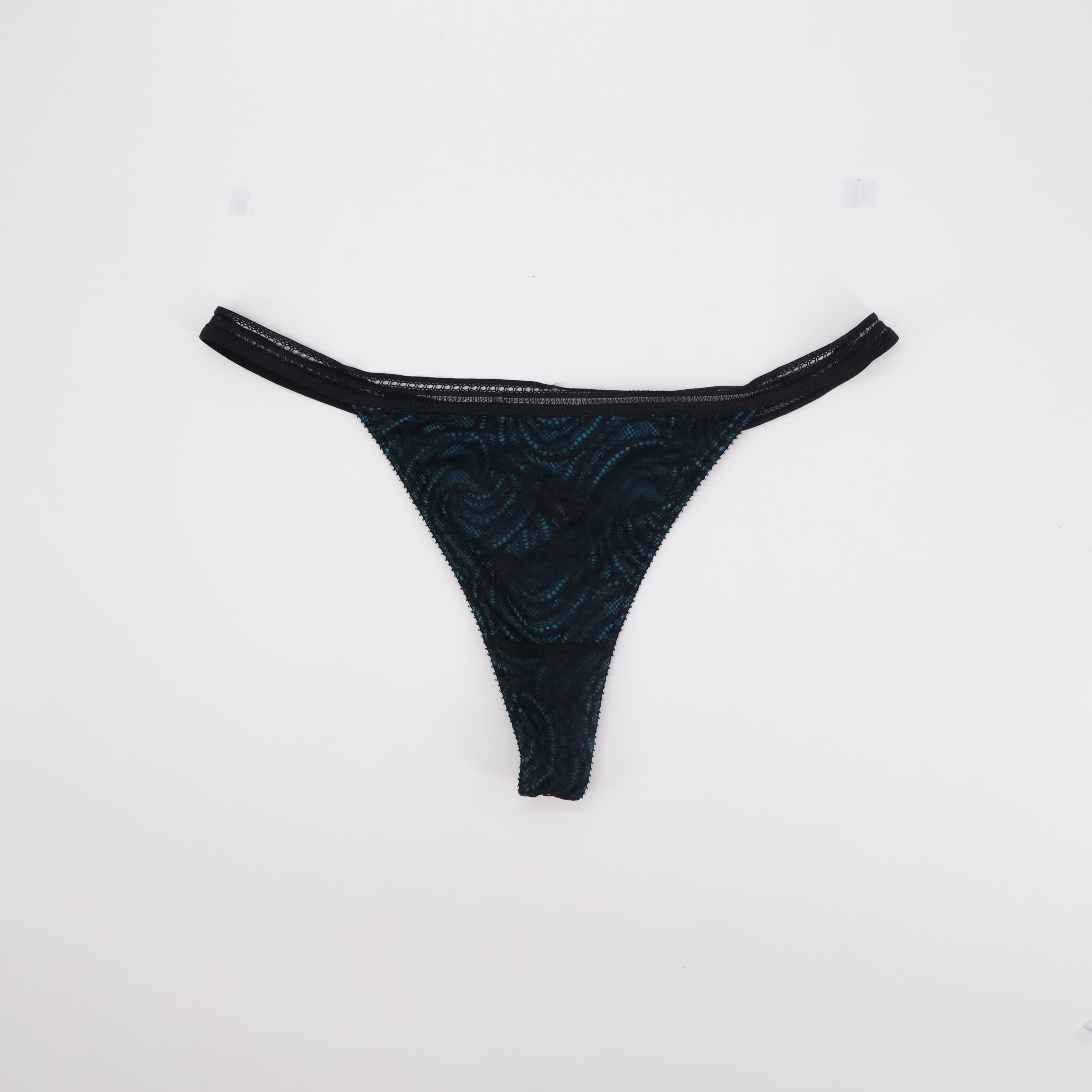 String Boux Avenue Noir