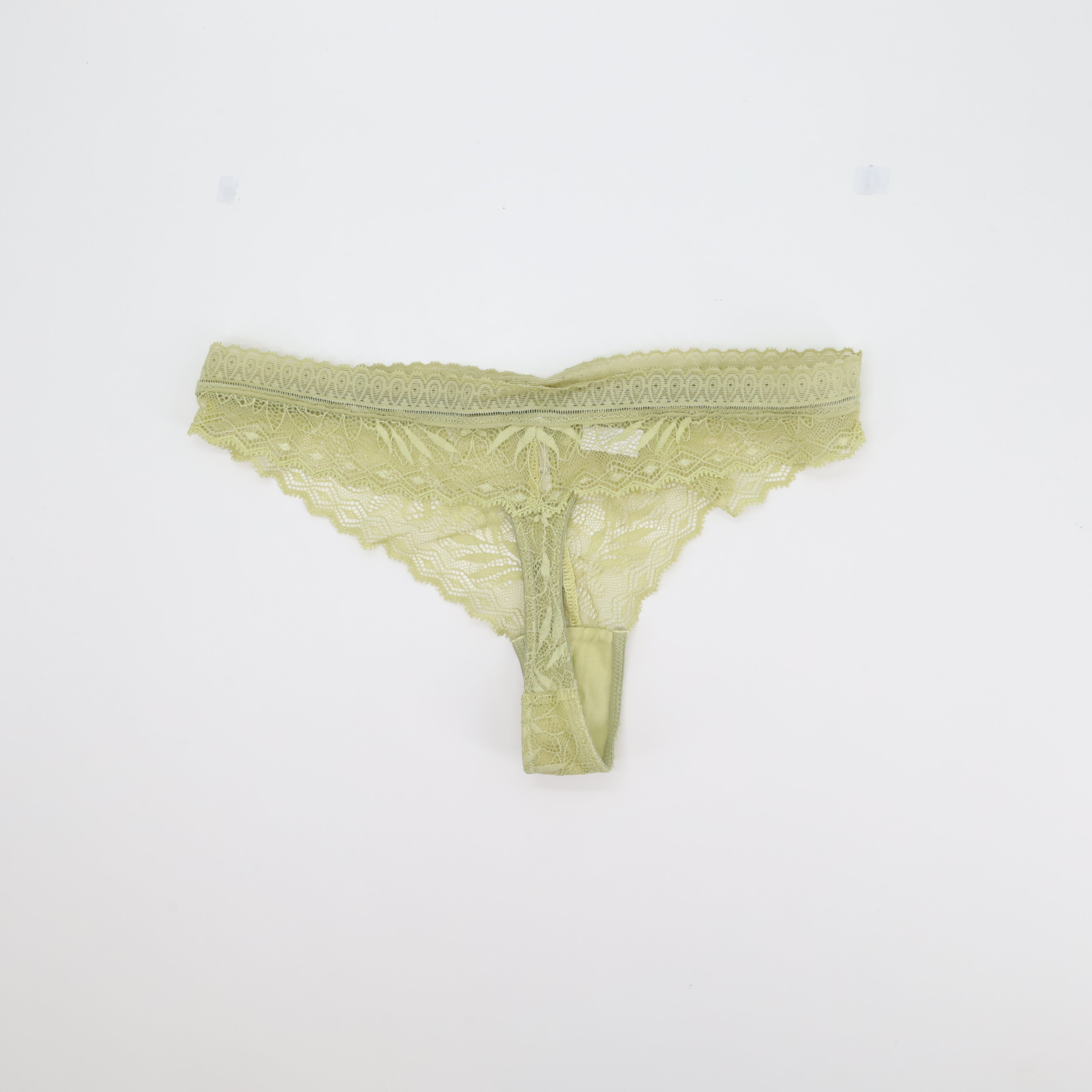 String RougeGorge Vert