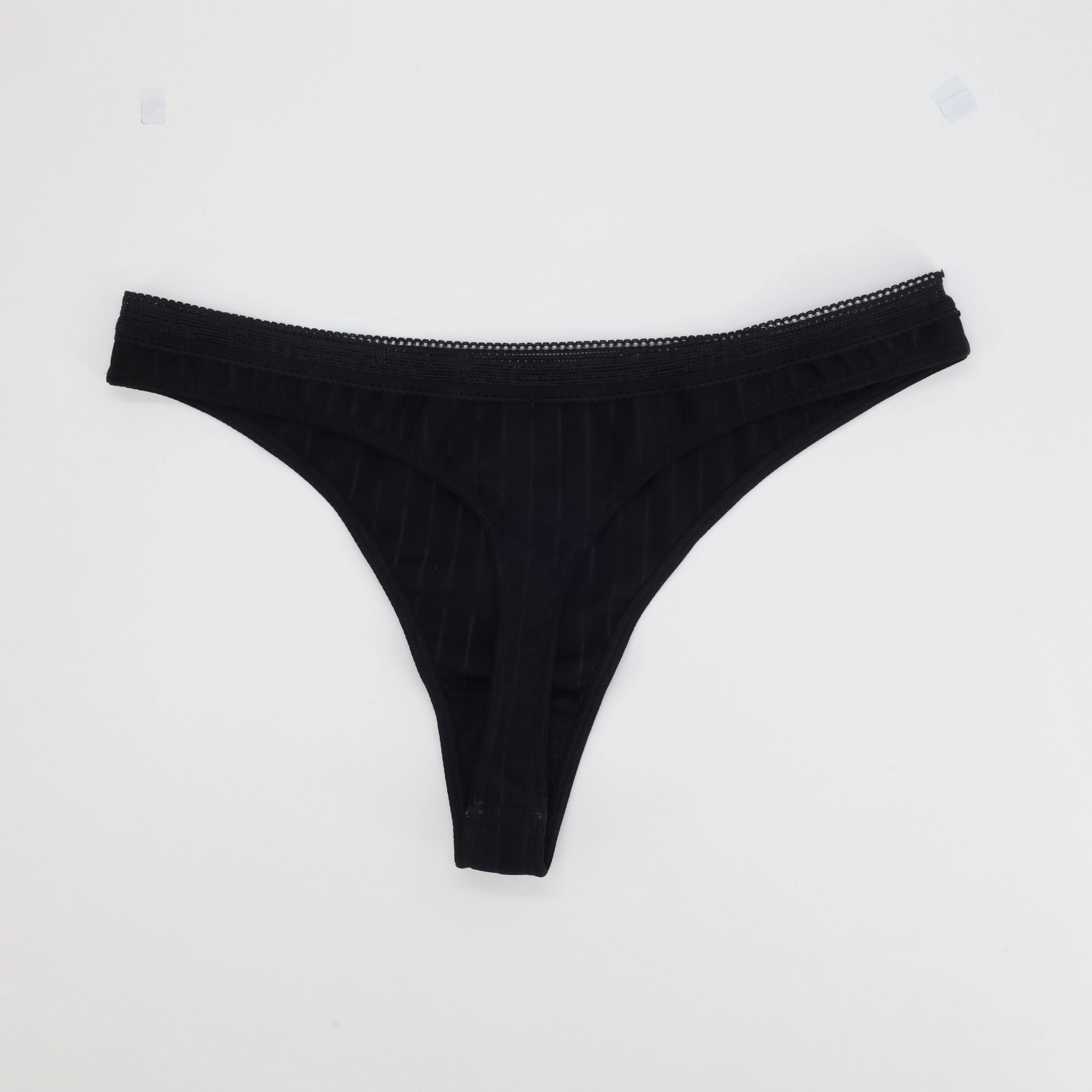 String Billet doux Noir