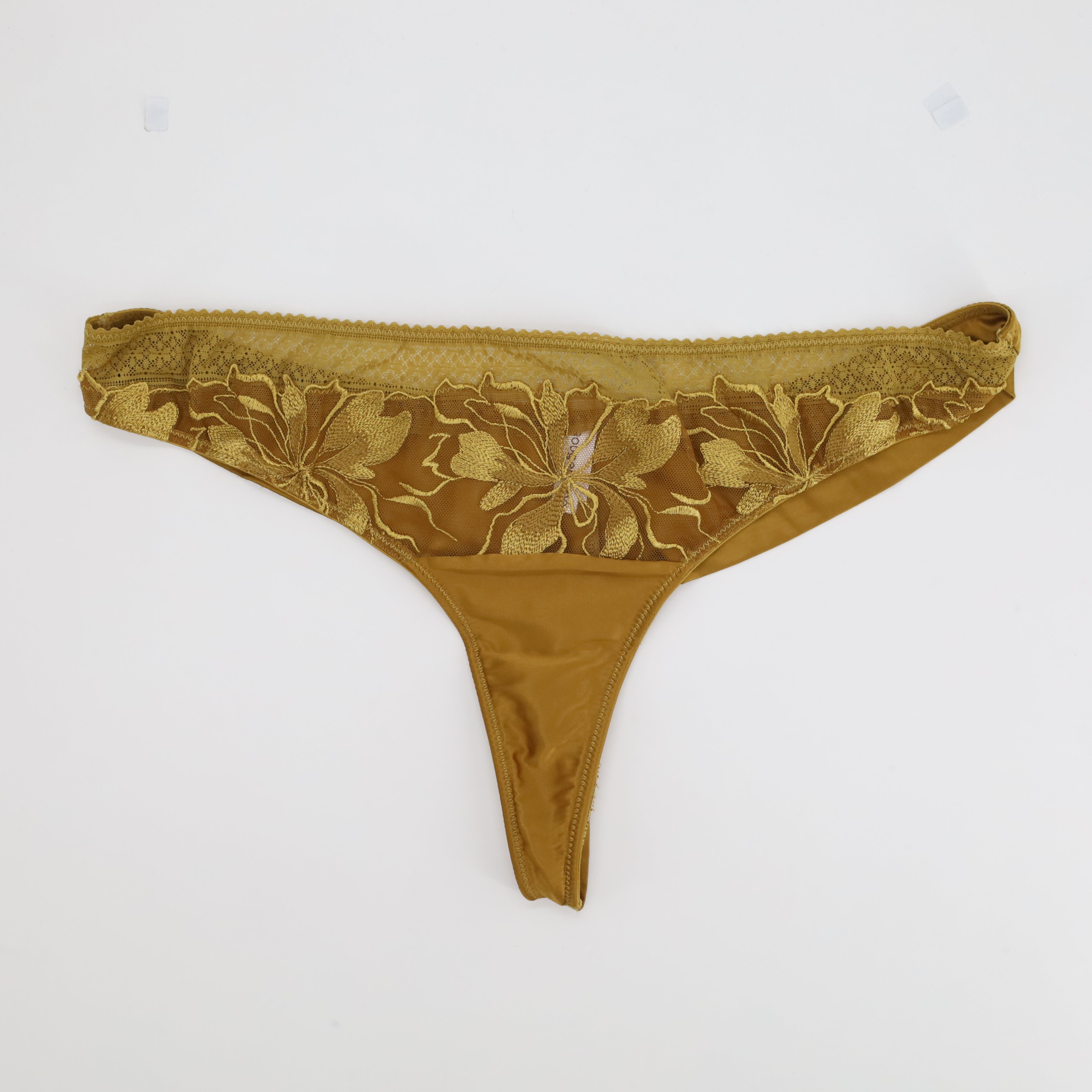 Tanga RougeGorge Jaune