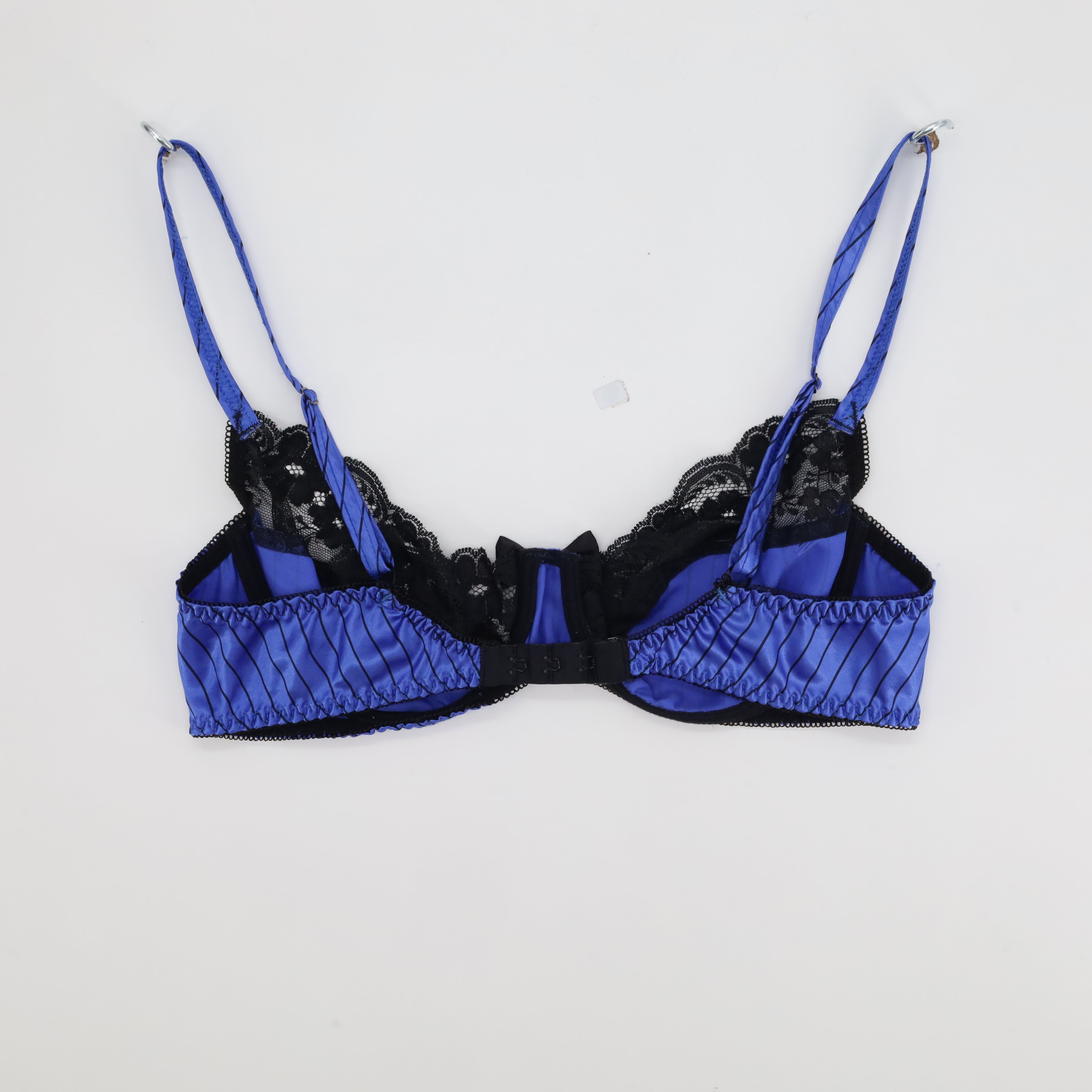 Emboîtant Bleu