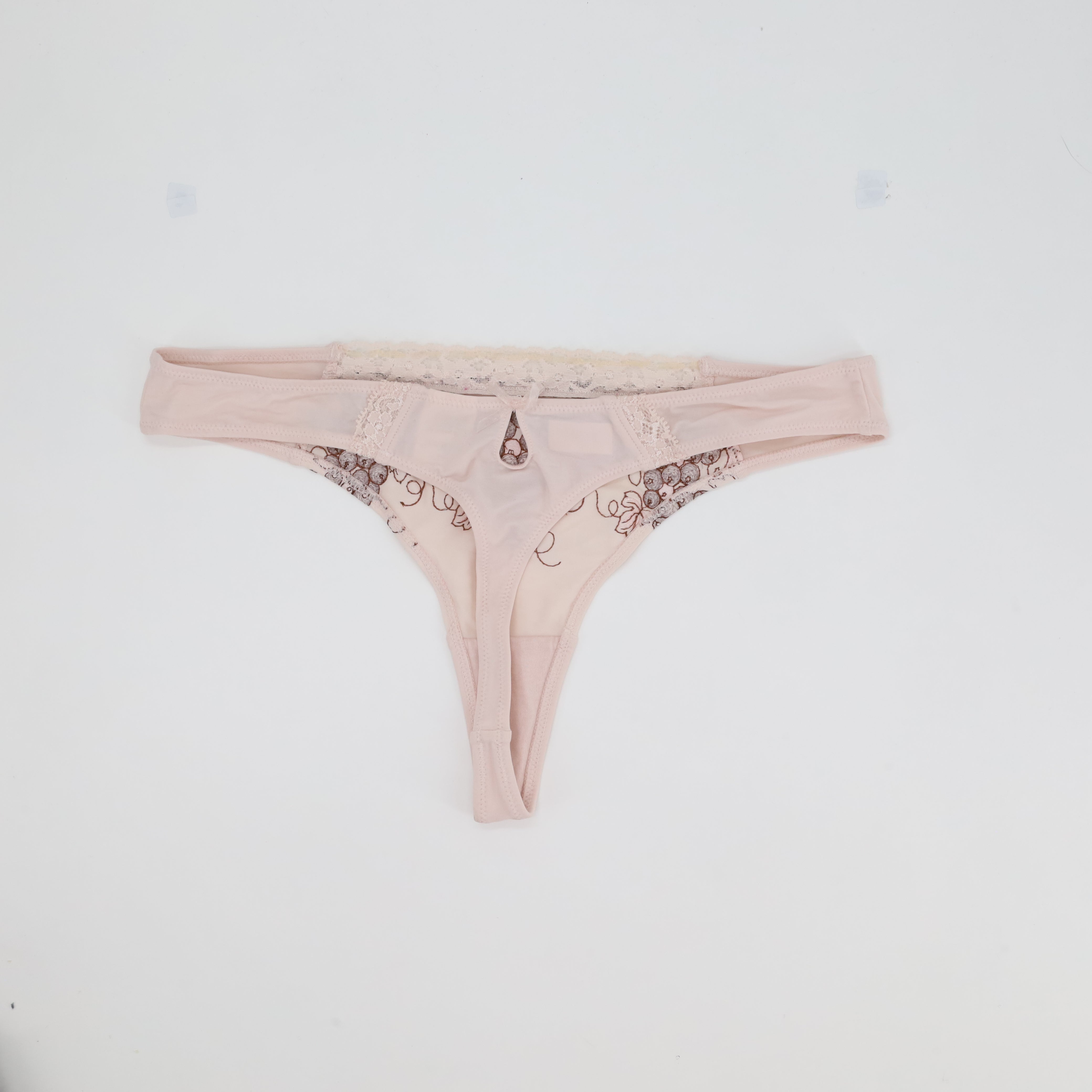 String Tout simplement Rose