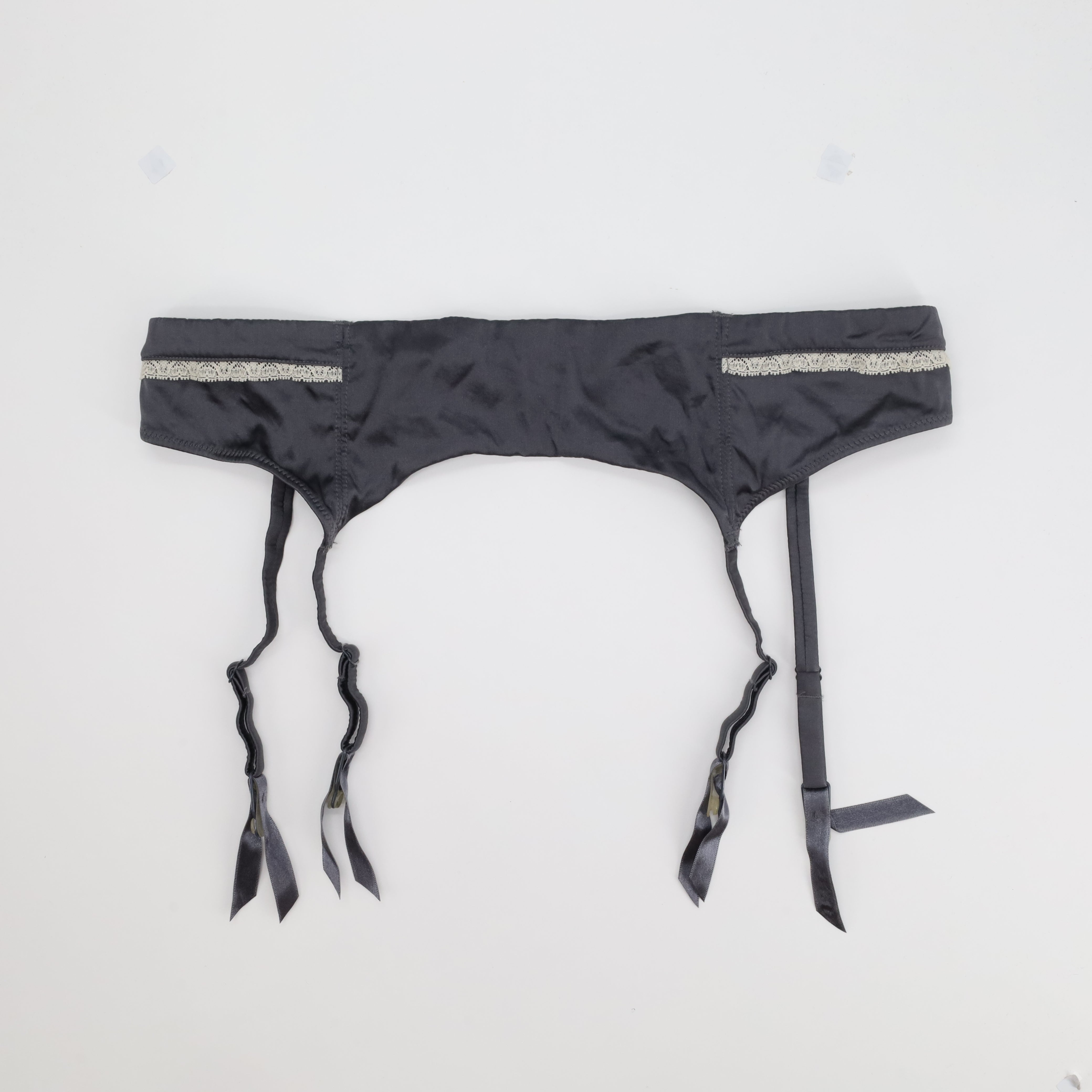 Porte-jarretelles Gris