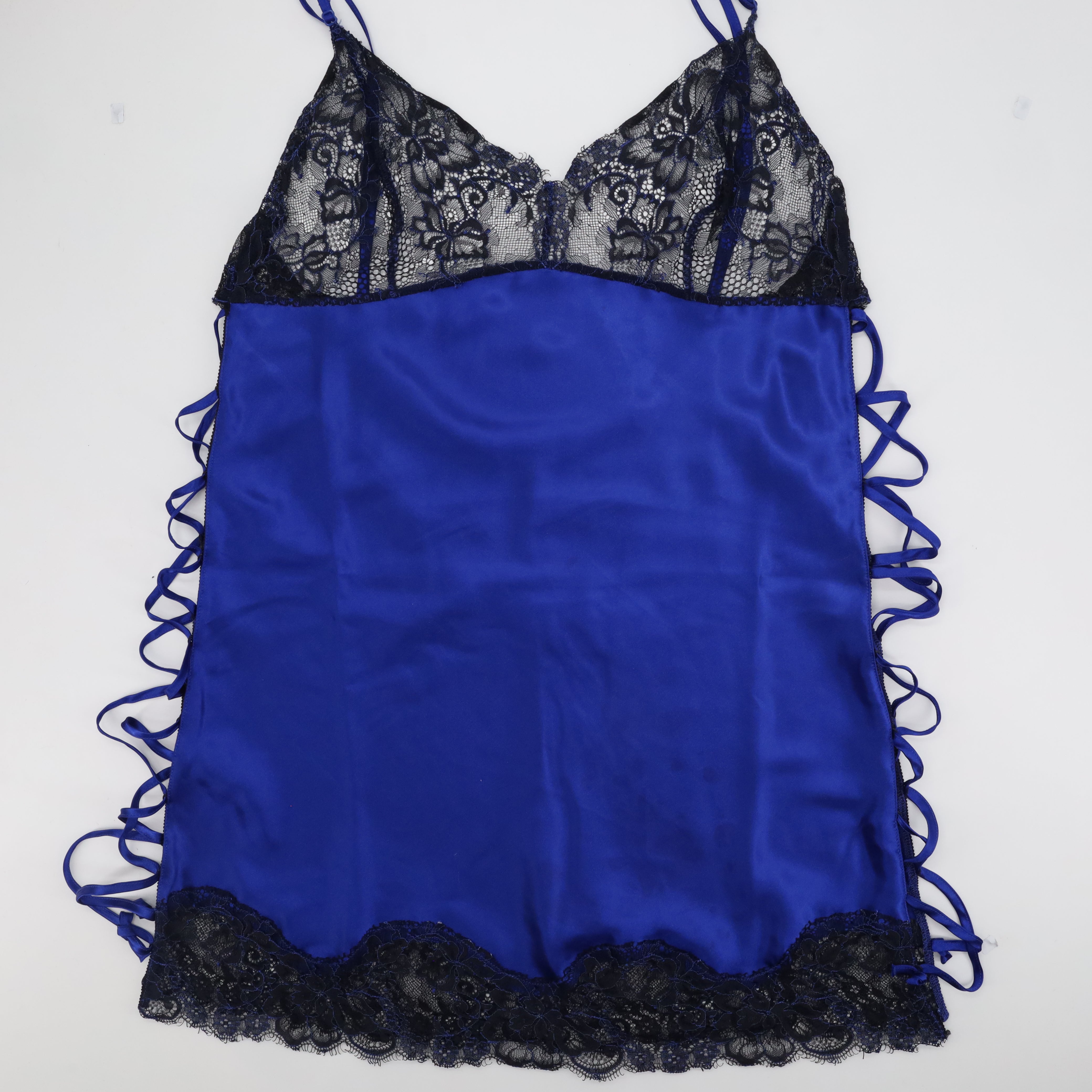 Nuisette RougeGorge Bleu