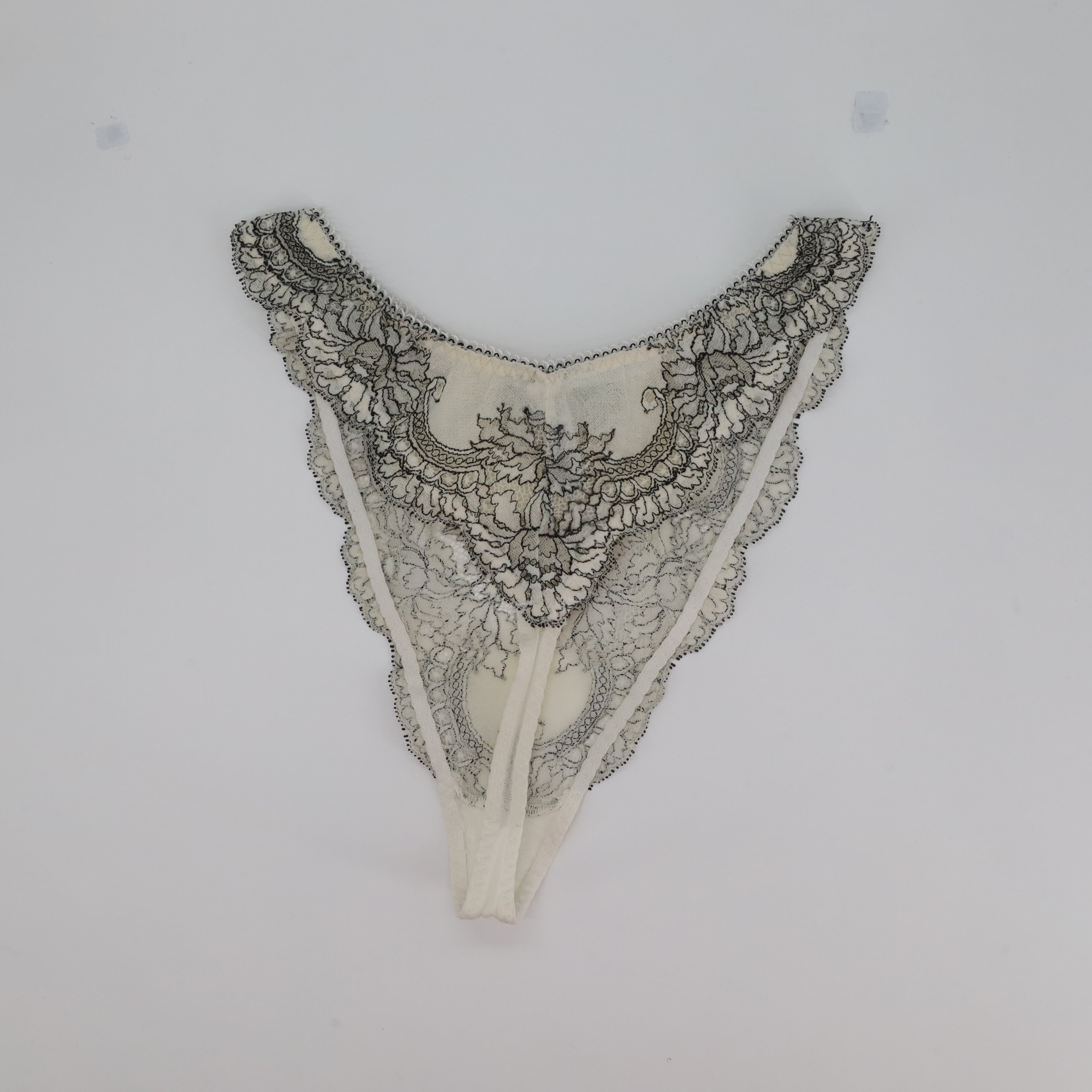 String Maison Lejaby Blanc