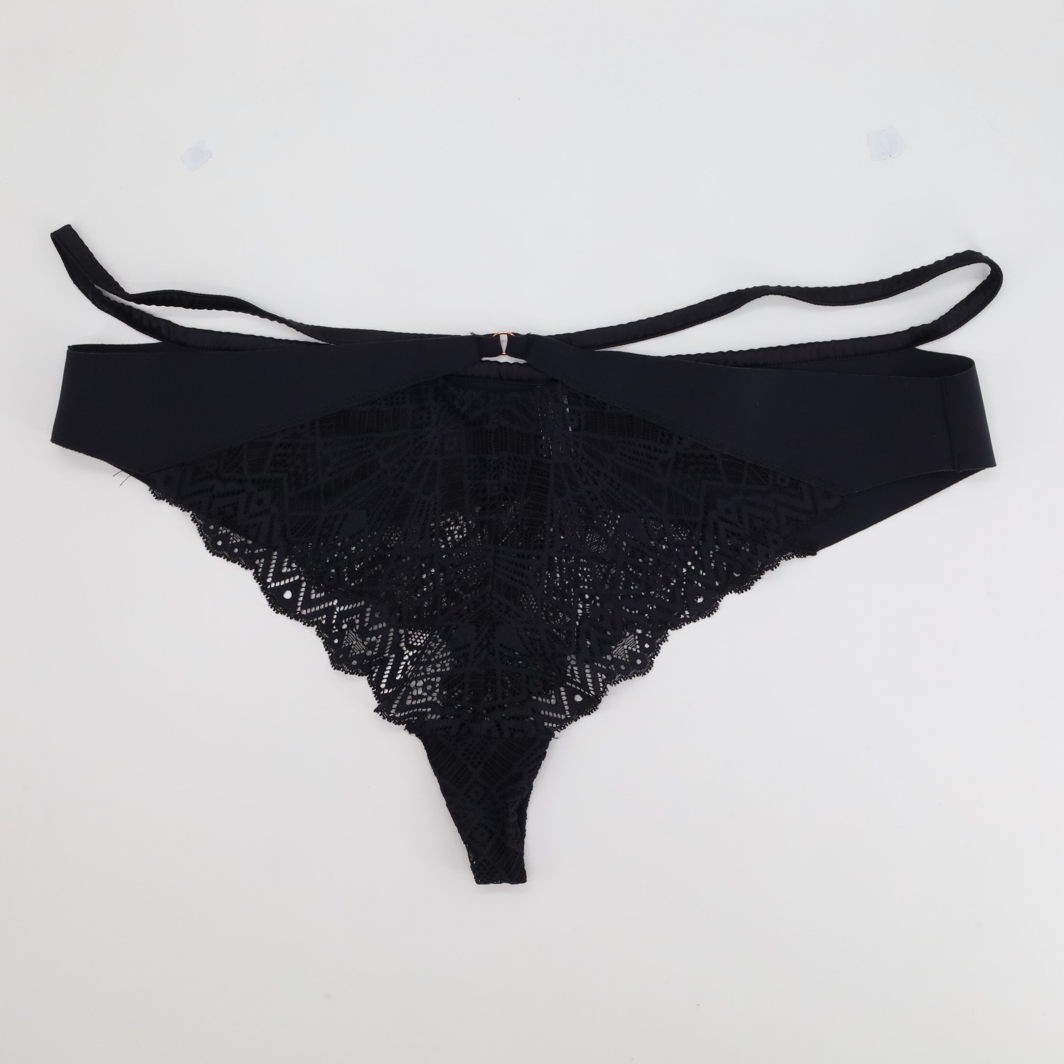 Tanga RougeGorge Noir