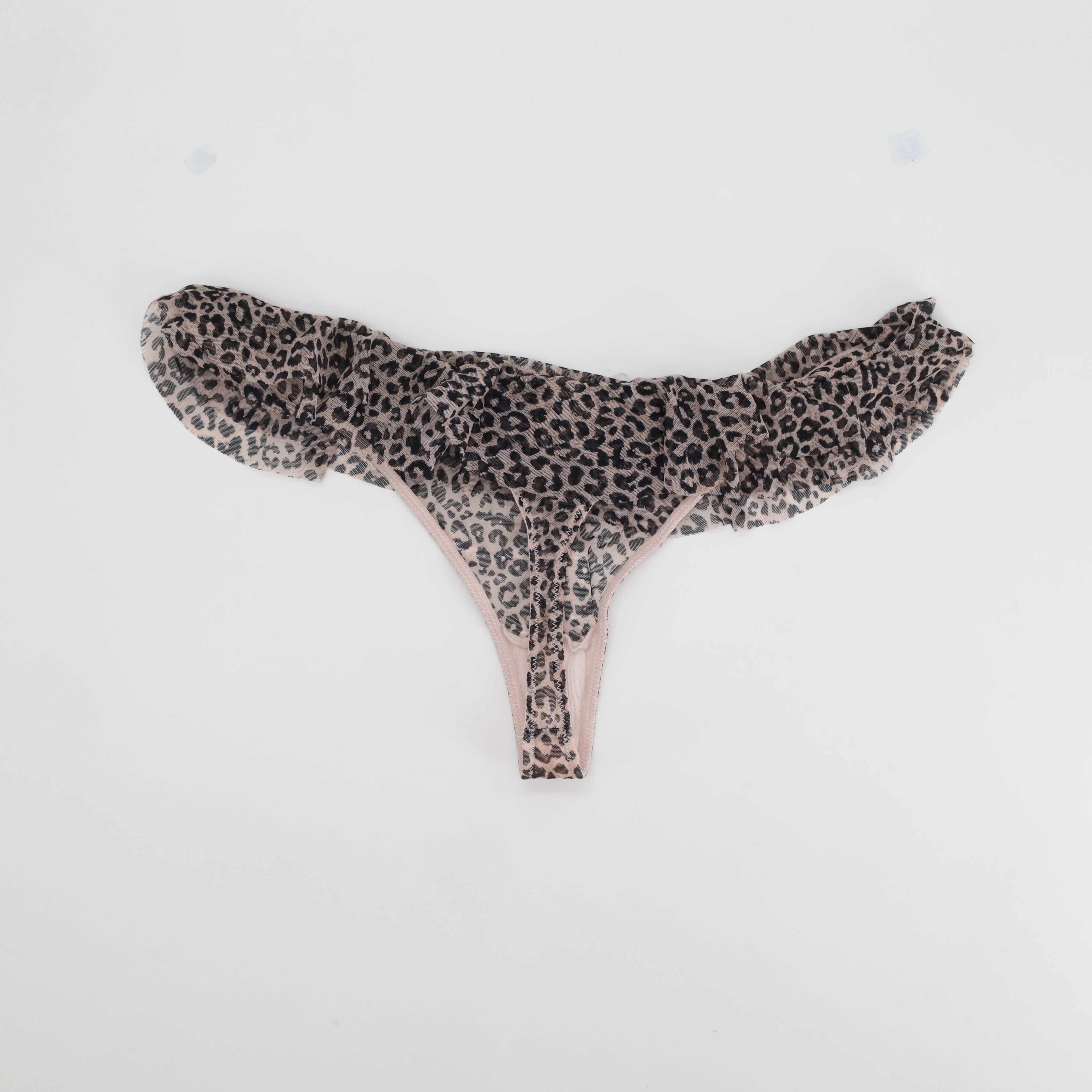 String Chantal Thomass Beige