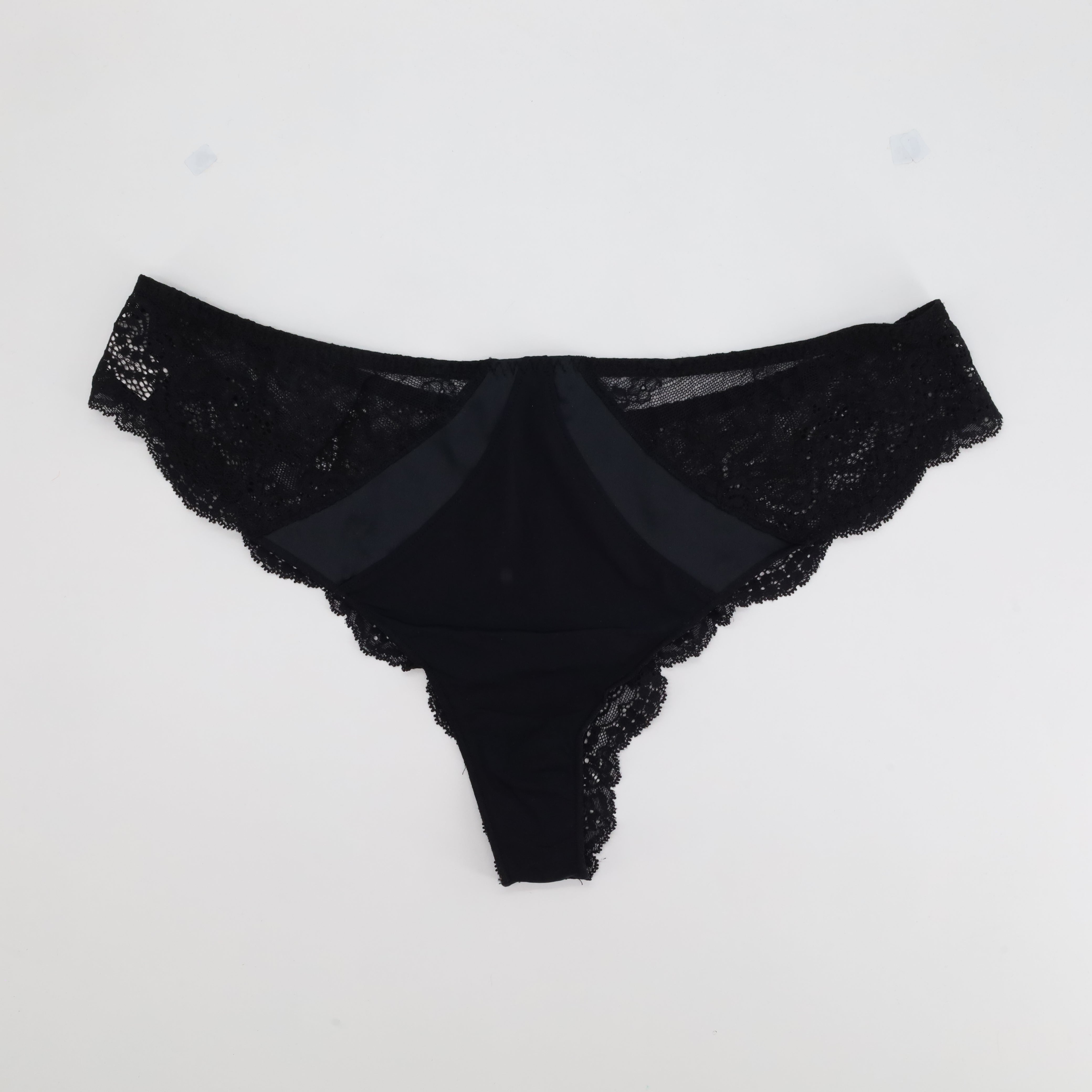 Tanga Simone Pérèle Noir