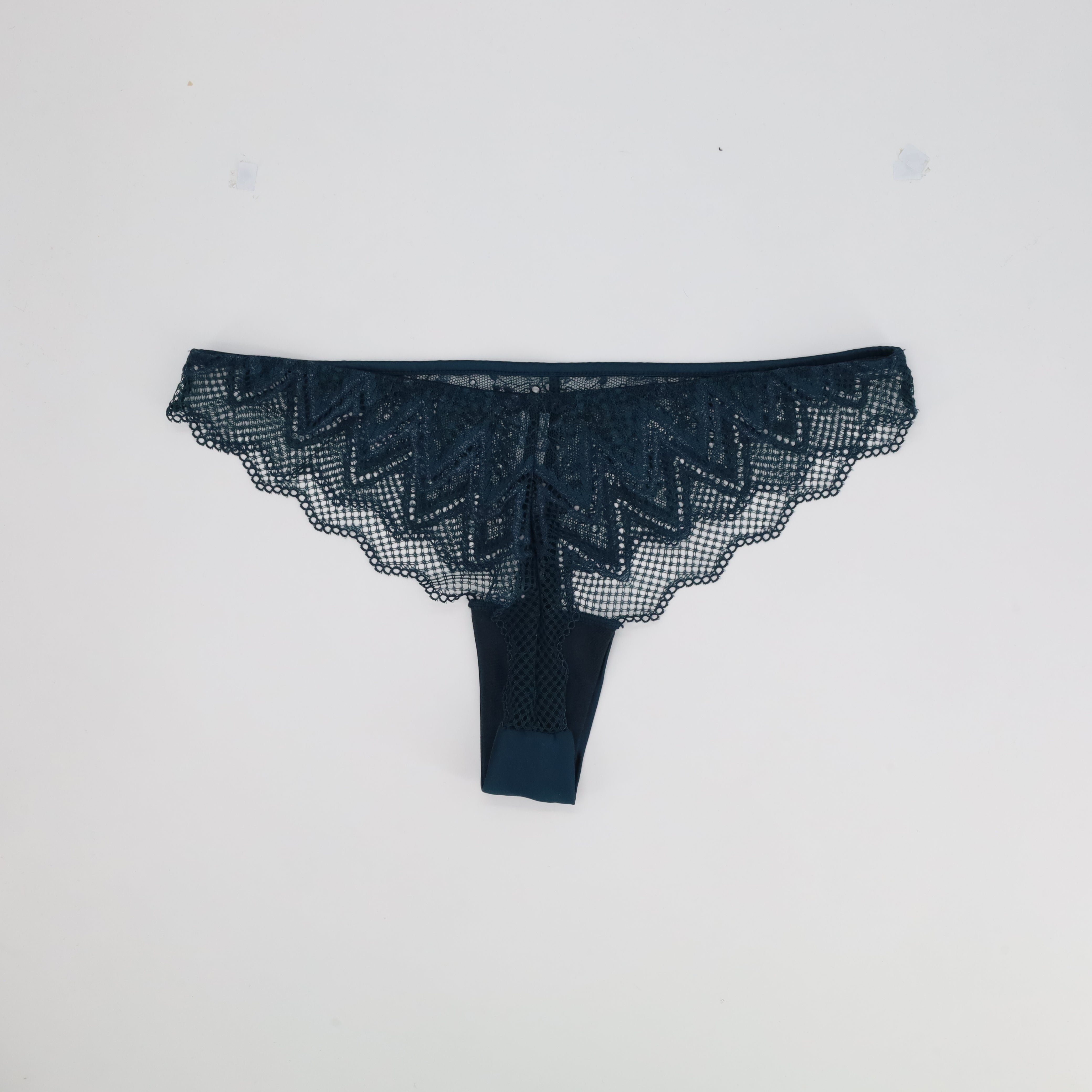 String RougeGorge Vert