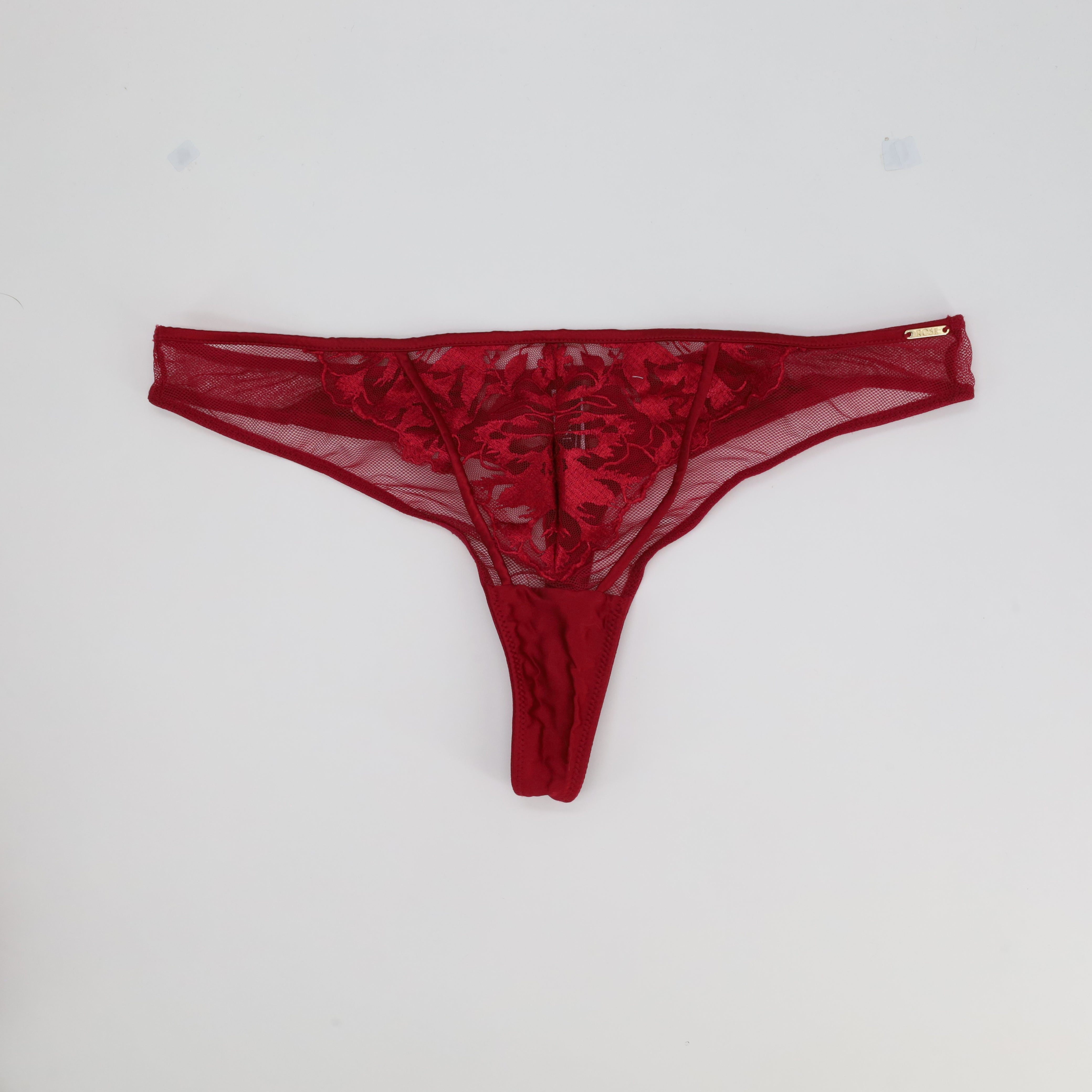 String Rose Rouge