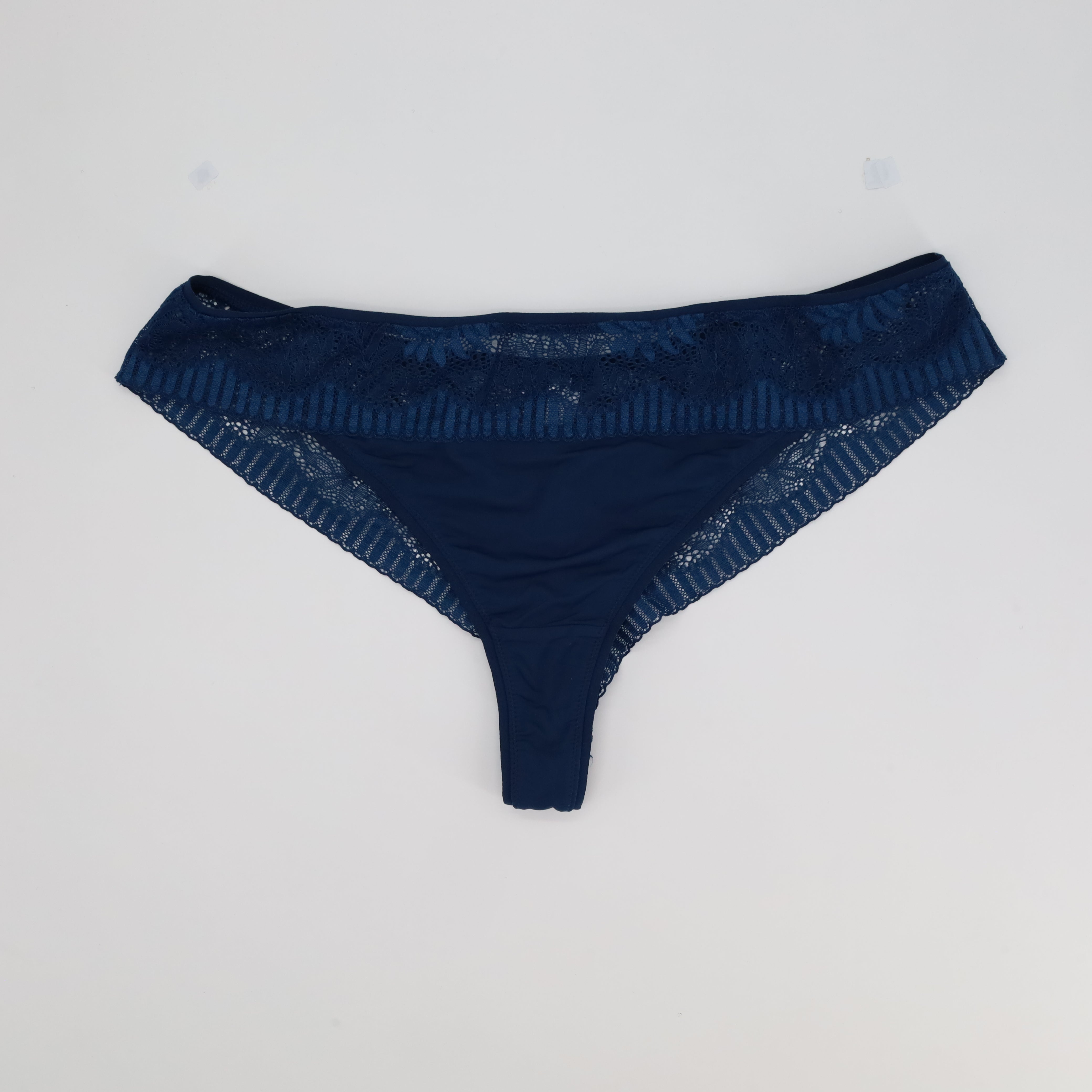 Tanga RougeGorge Bleu