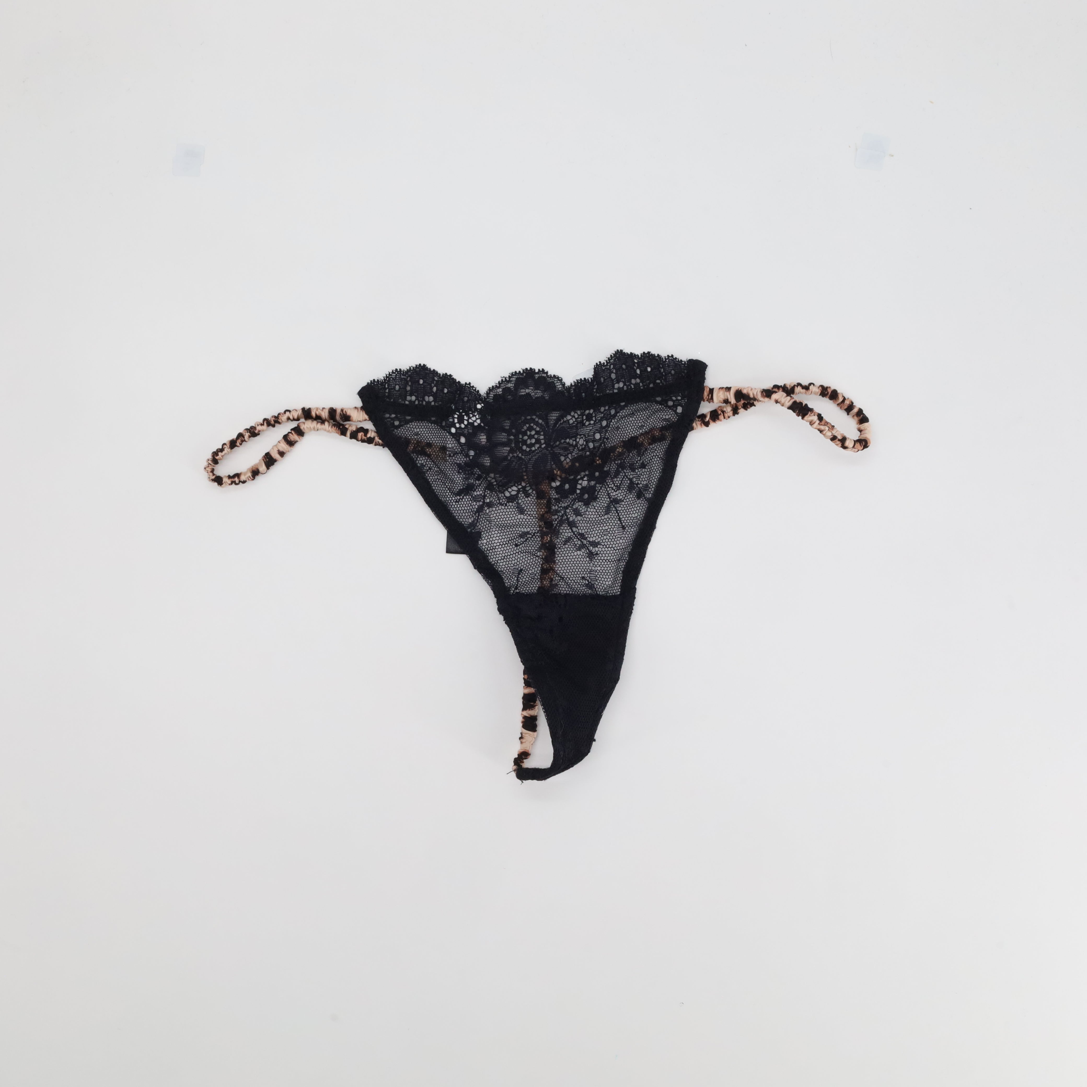 String Hunkemöller Noir
