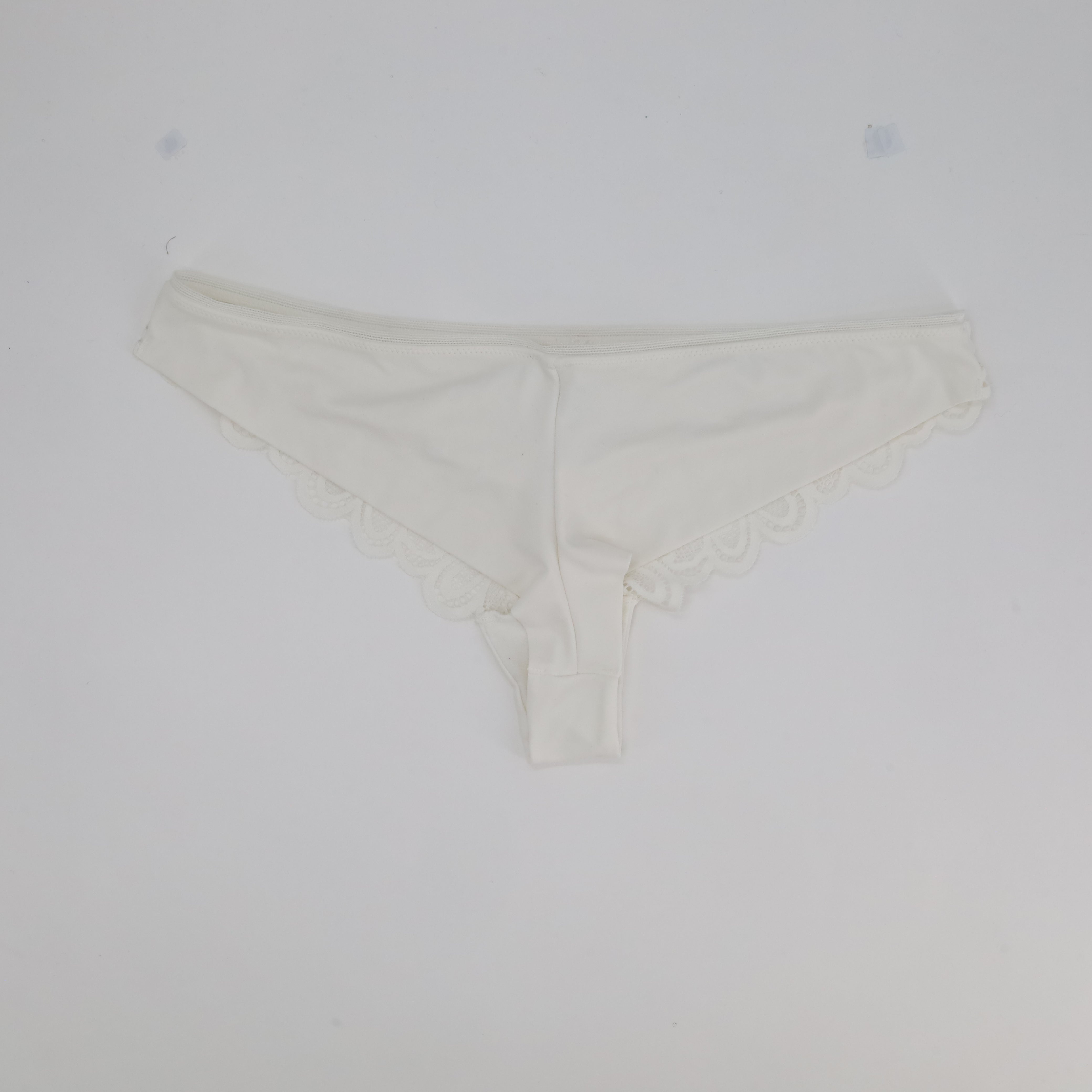 Tanga RougeGorge Blanc