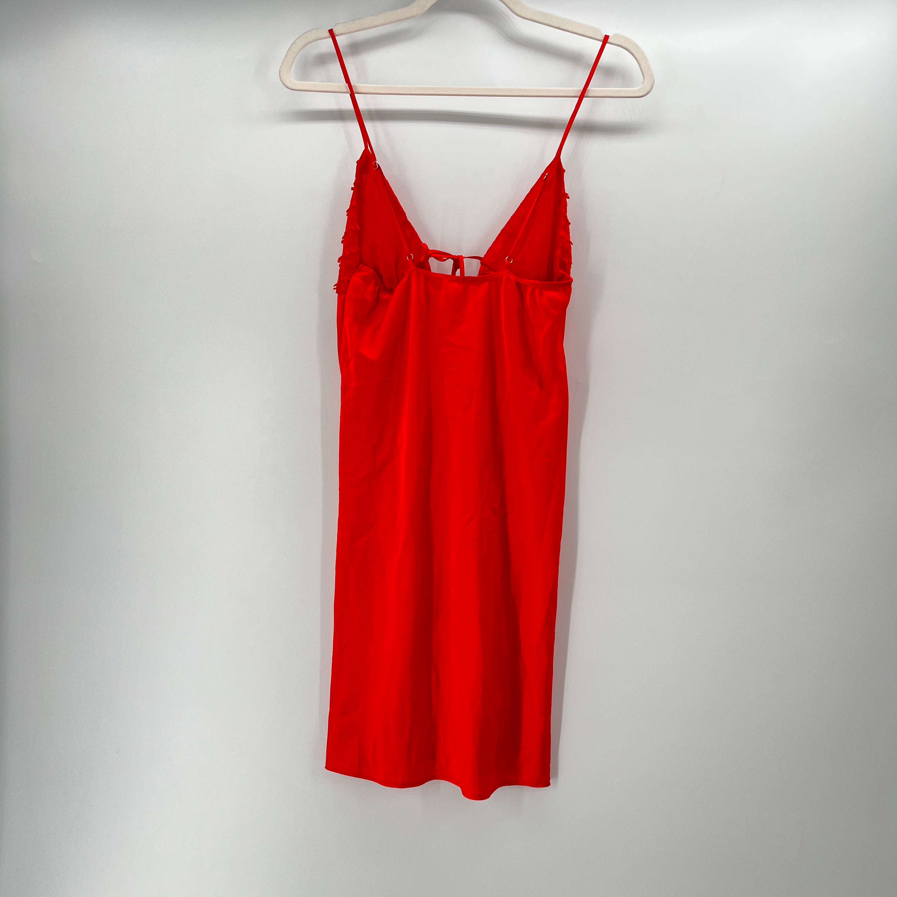 Nuisette RougeGorge Rouge