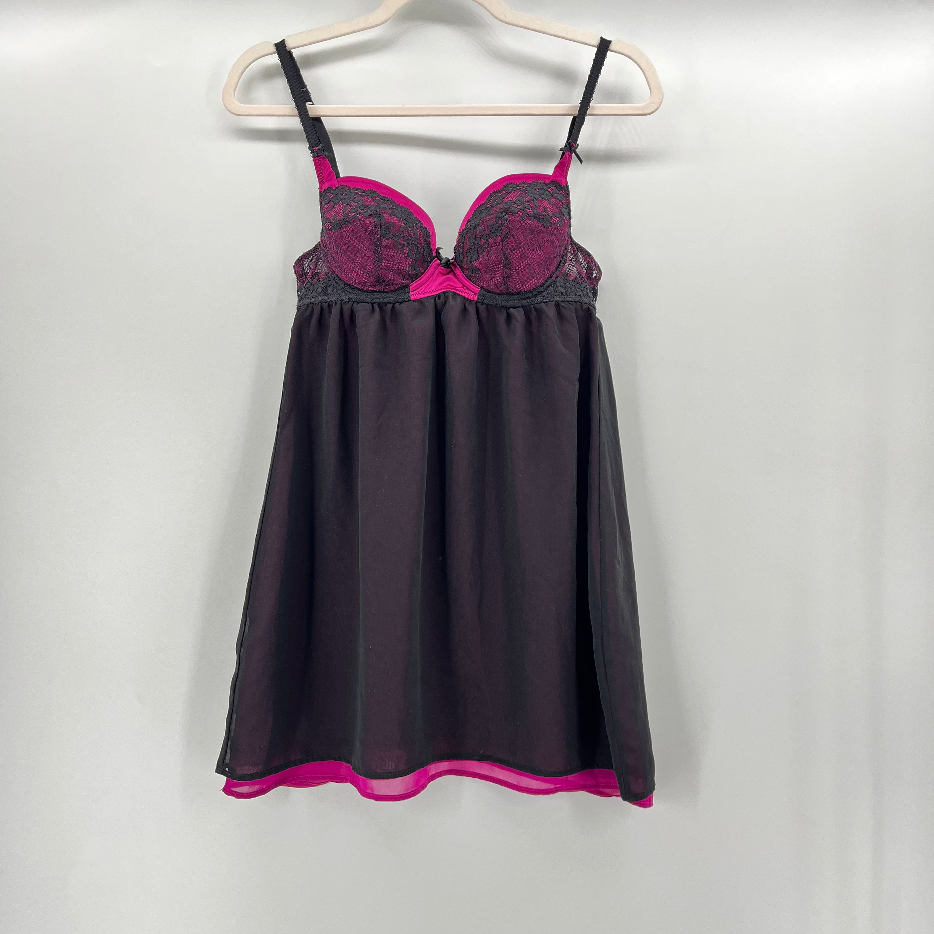 Nuisette RougeGorge Noir
