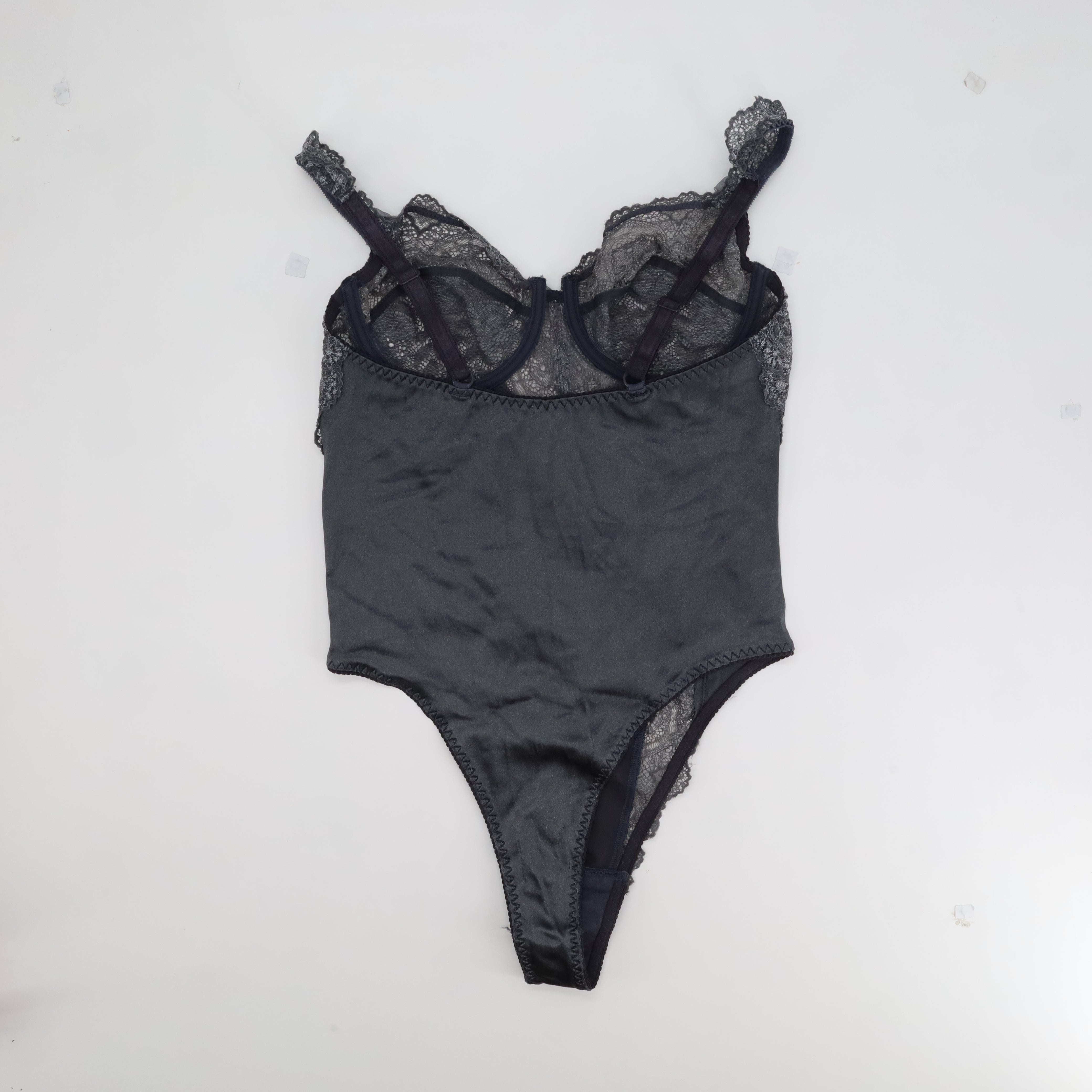 Body Barbara Gris