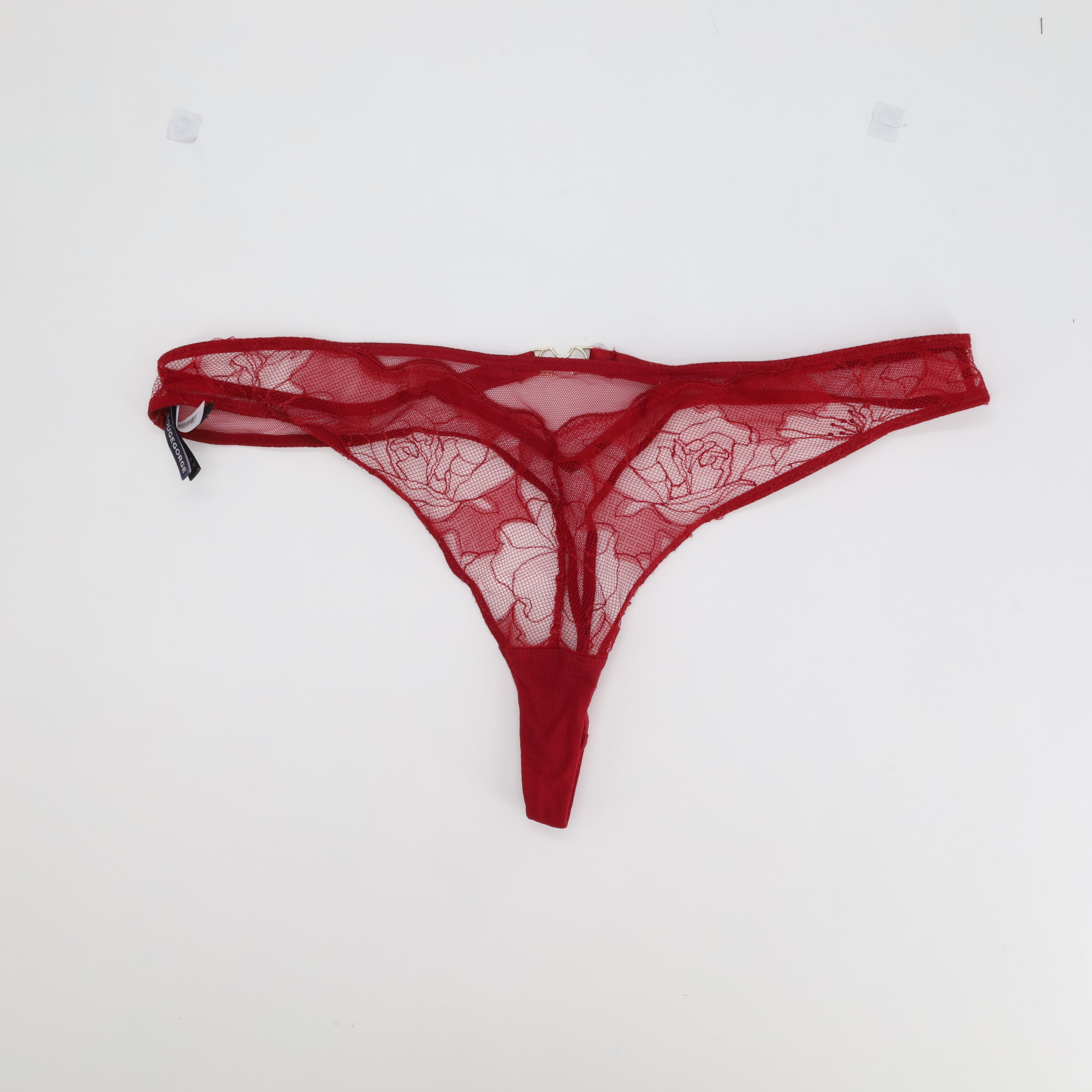String RougeGorge Rouge
