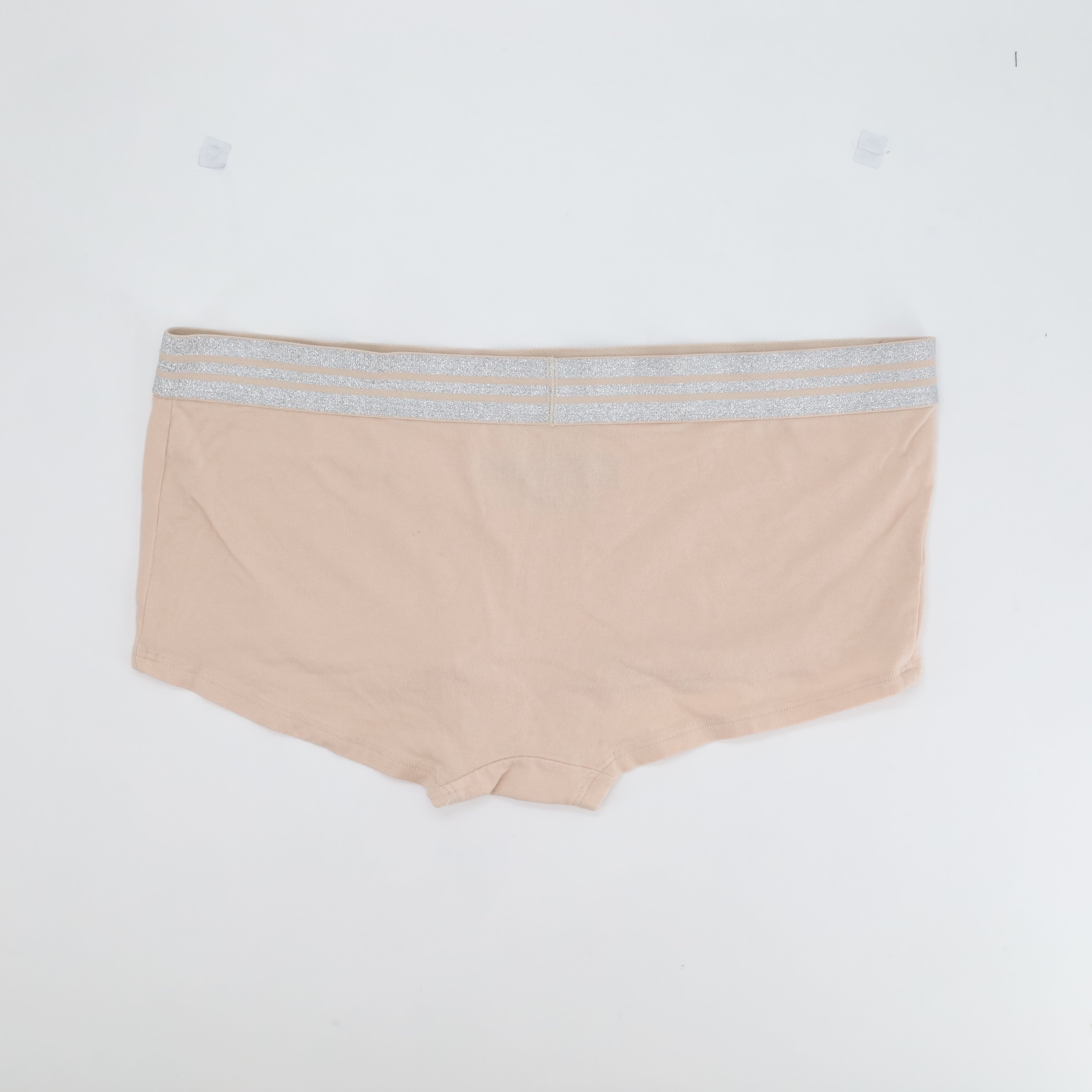 Shorty Victoria's Secret Beige