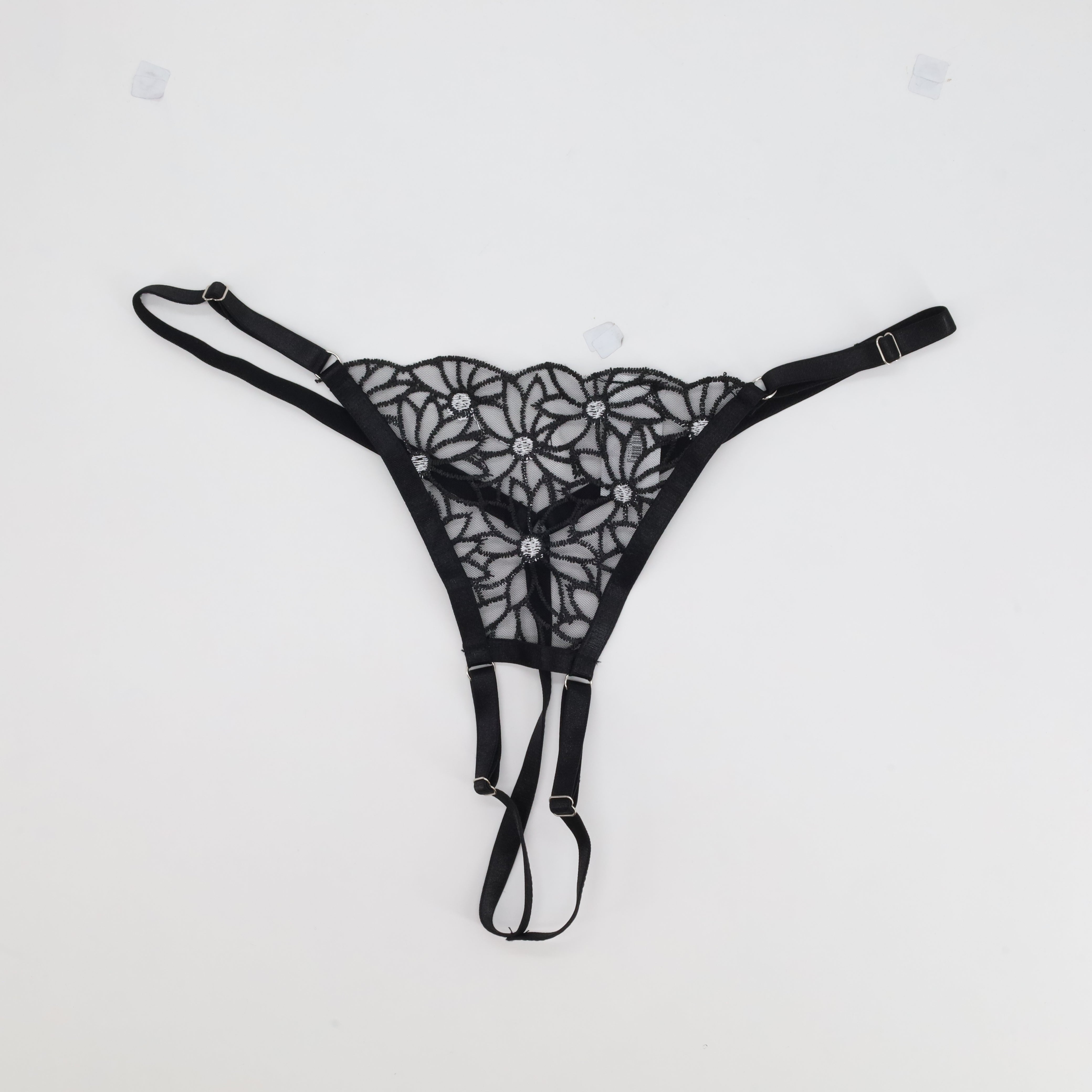 String Noir