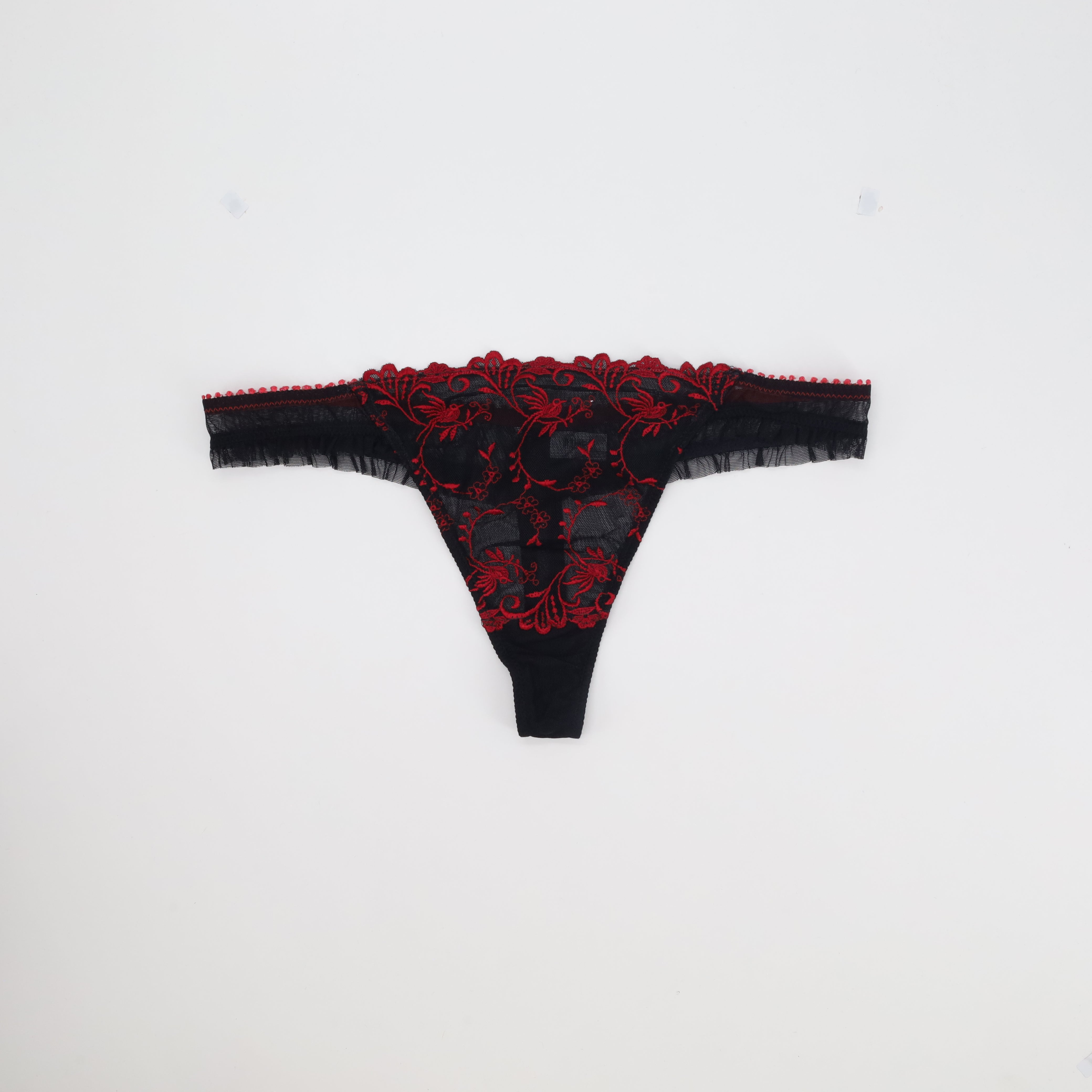 String Passionata Noir