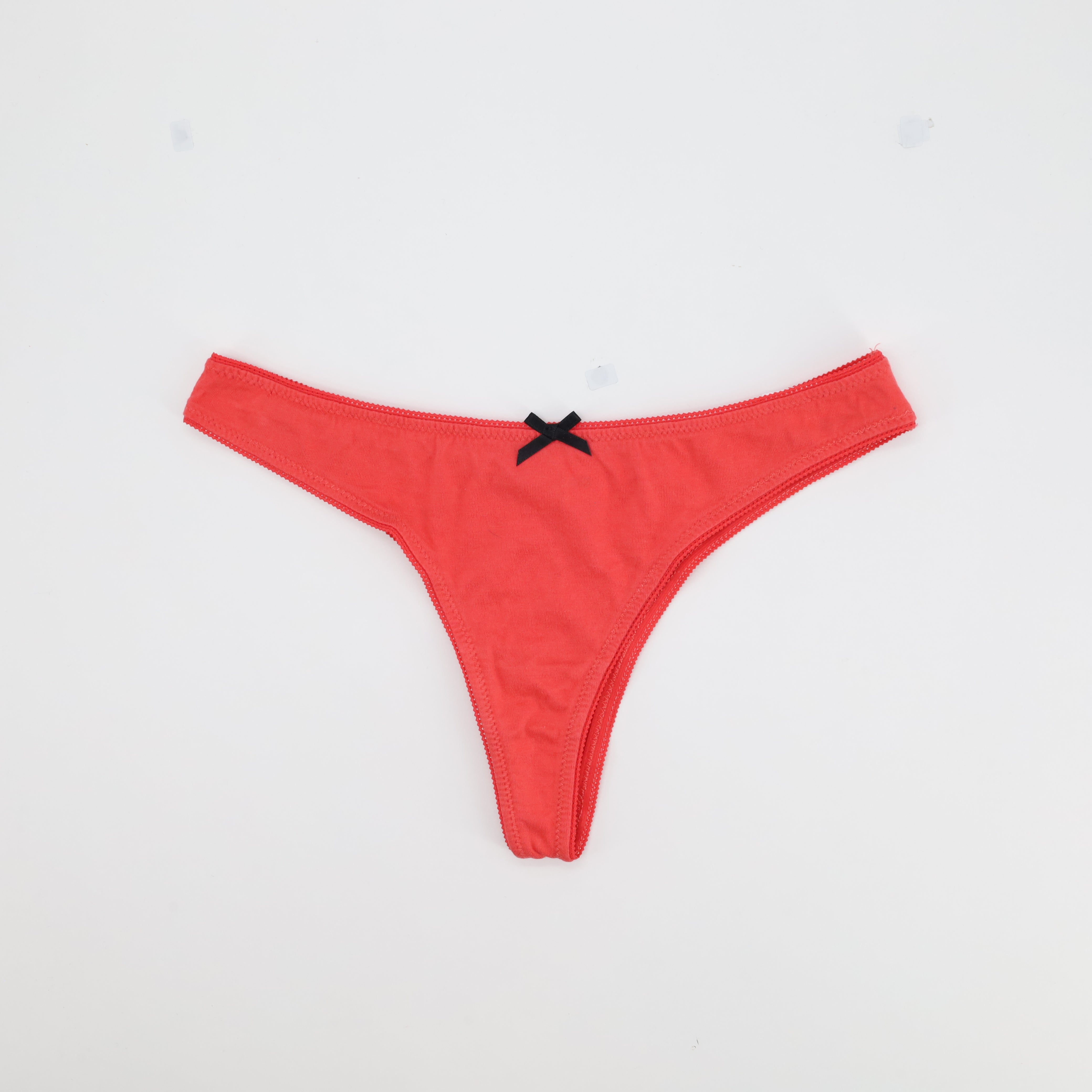 String ETAM Rouge