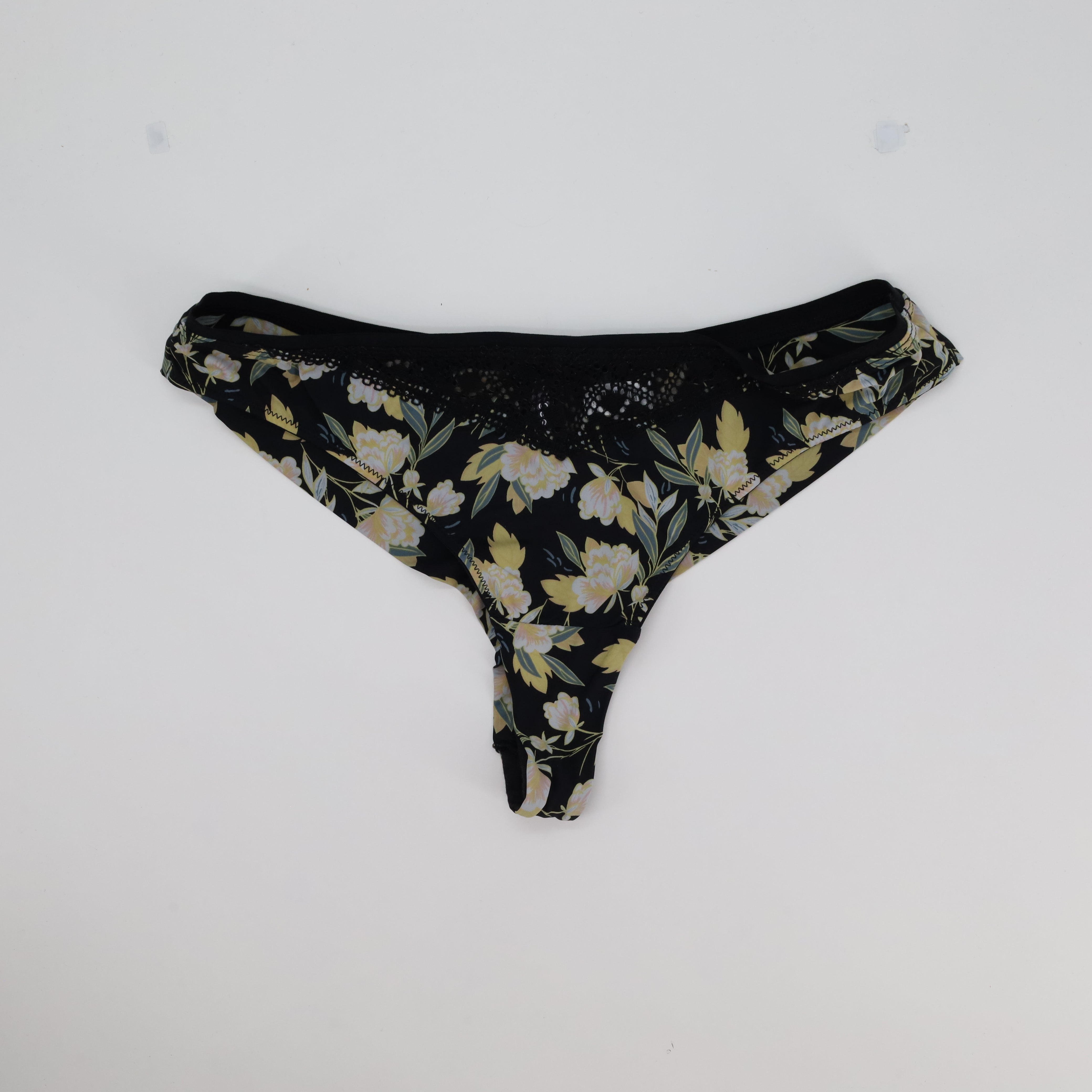 Tanga RougeGorge Noir