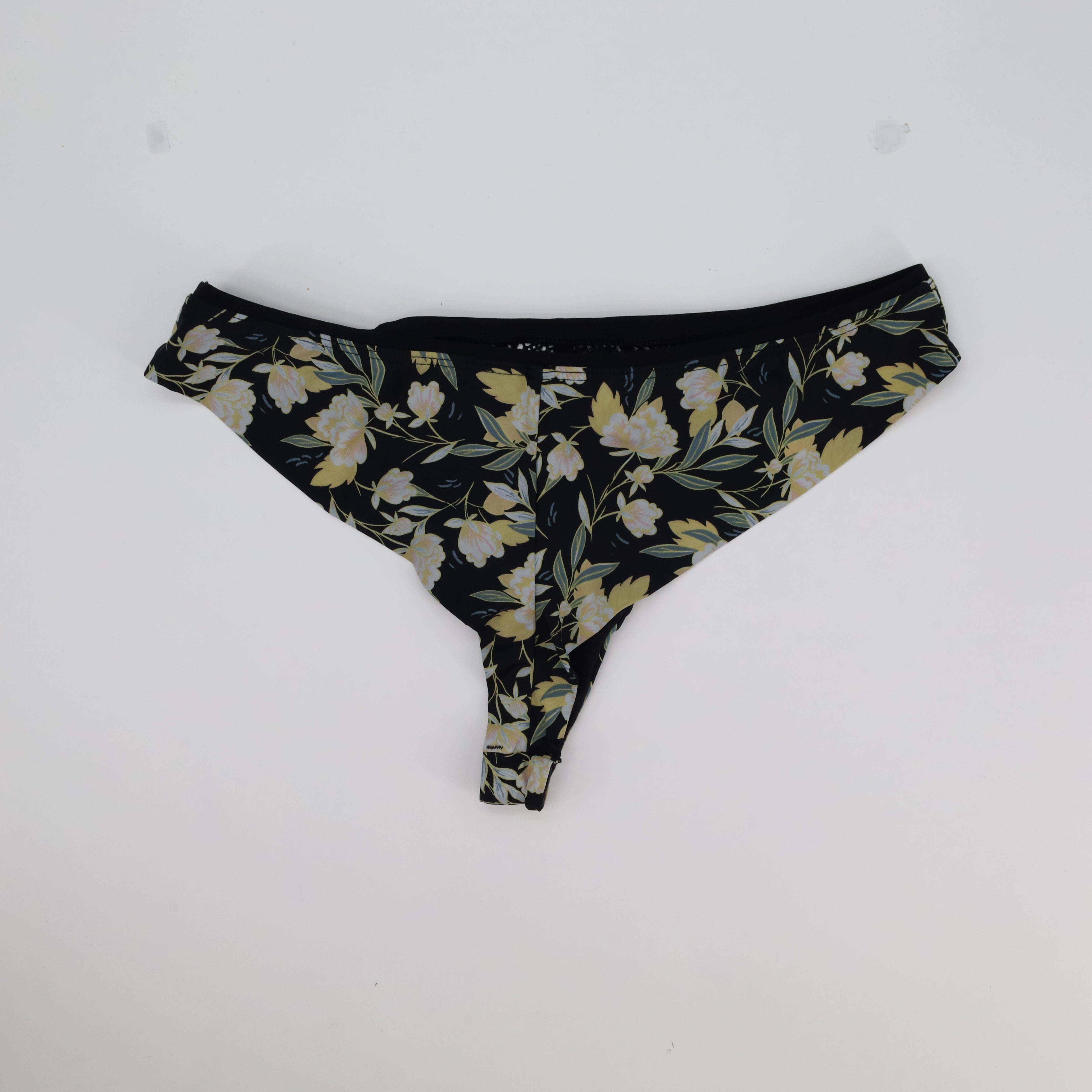 Tanga RougeGorge Noir
