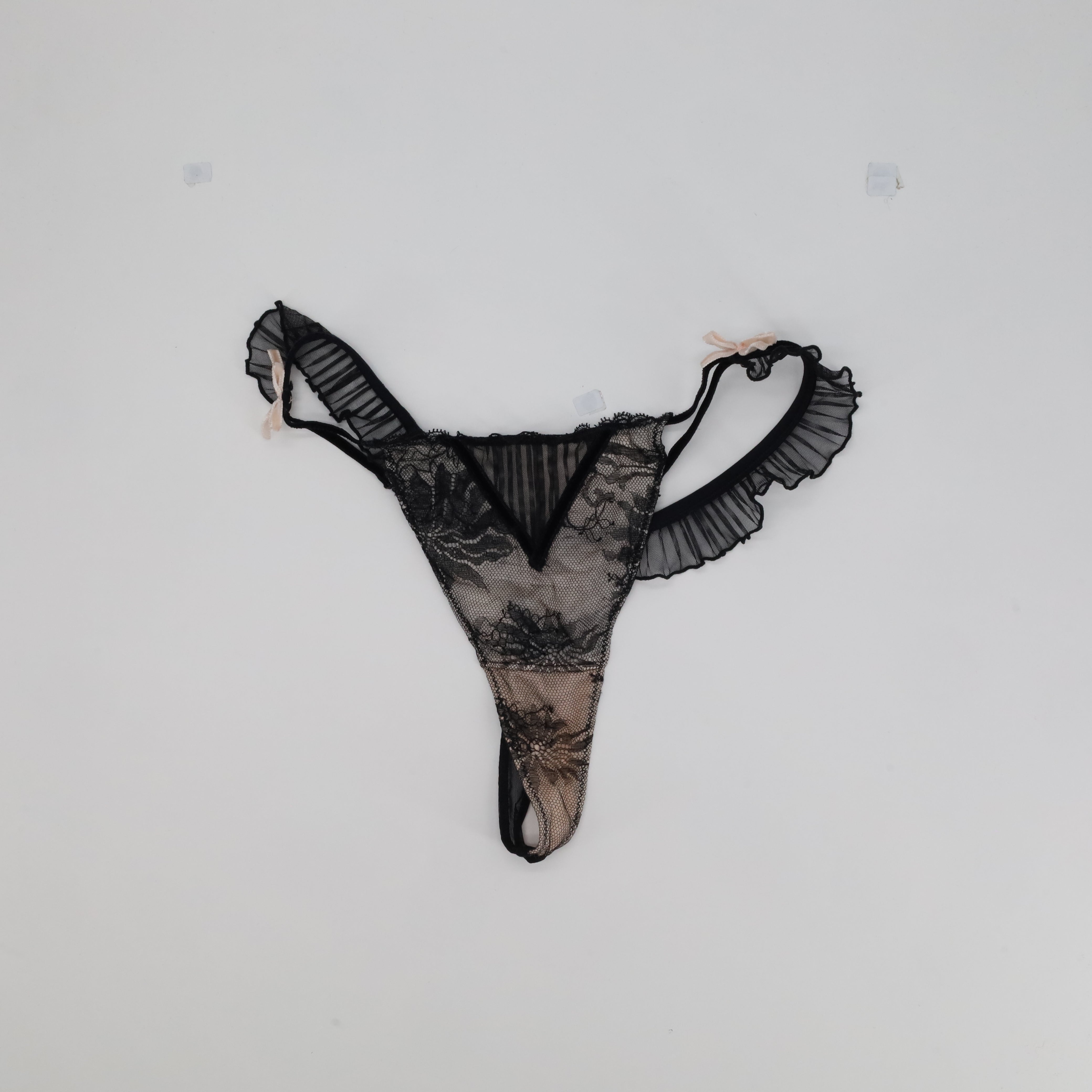 String Chantelle Noir