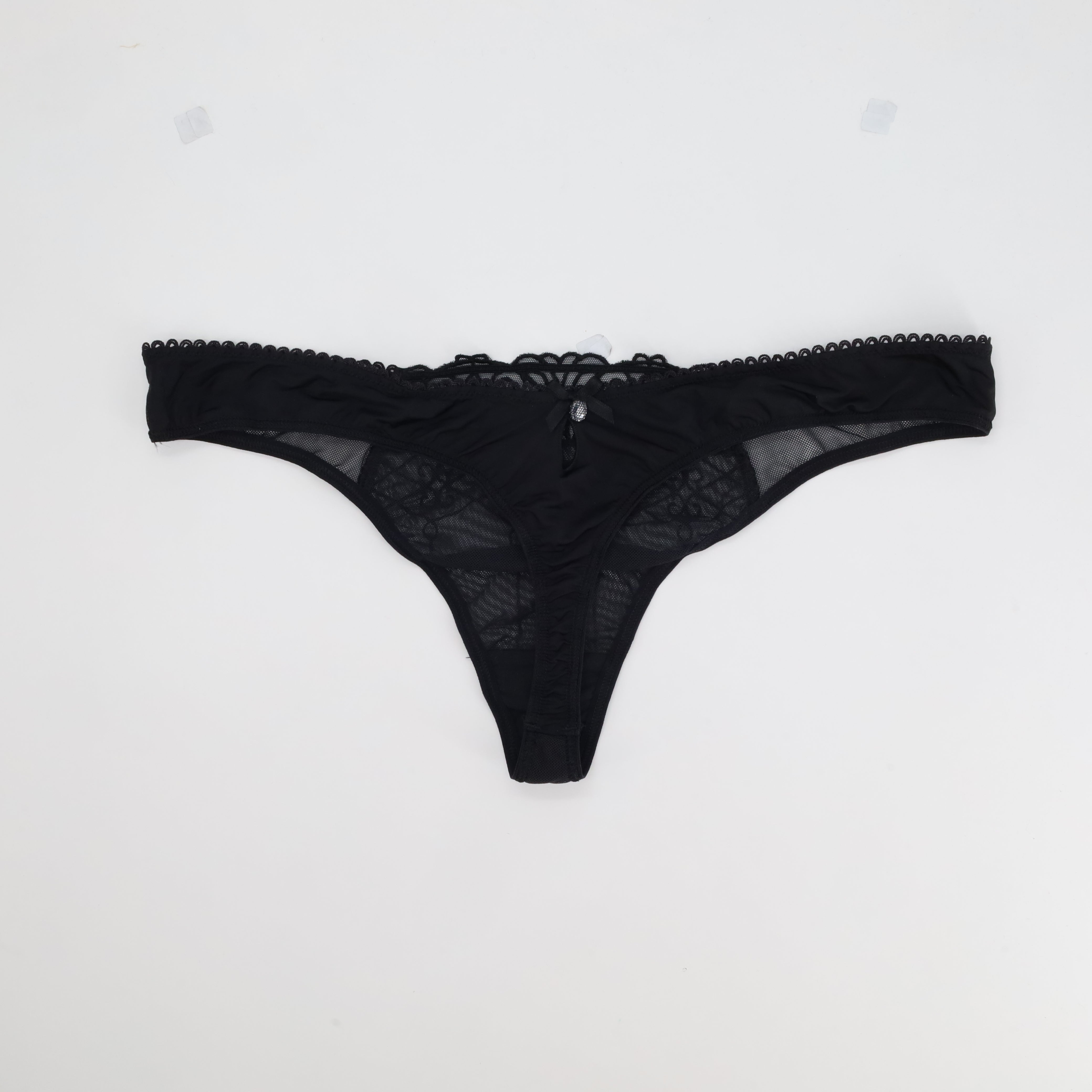 String Passionata Noir