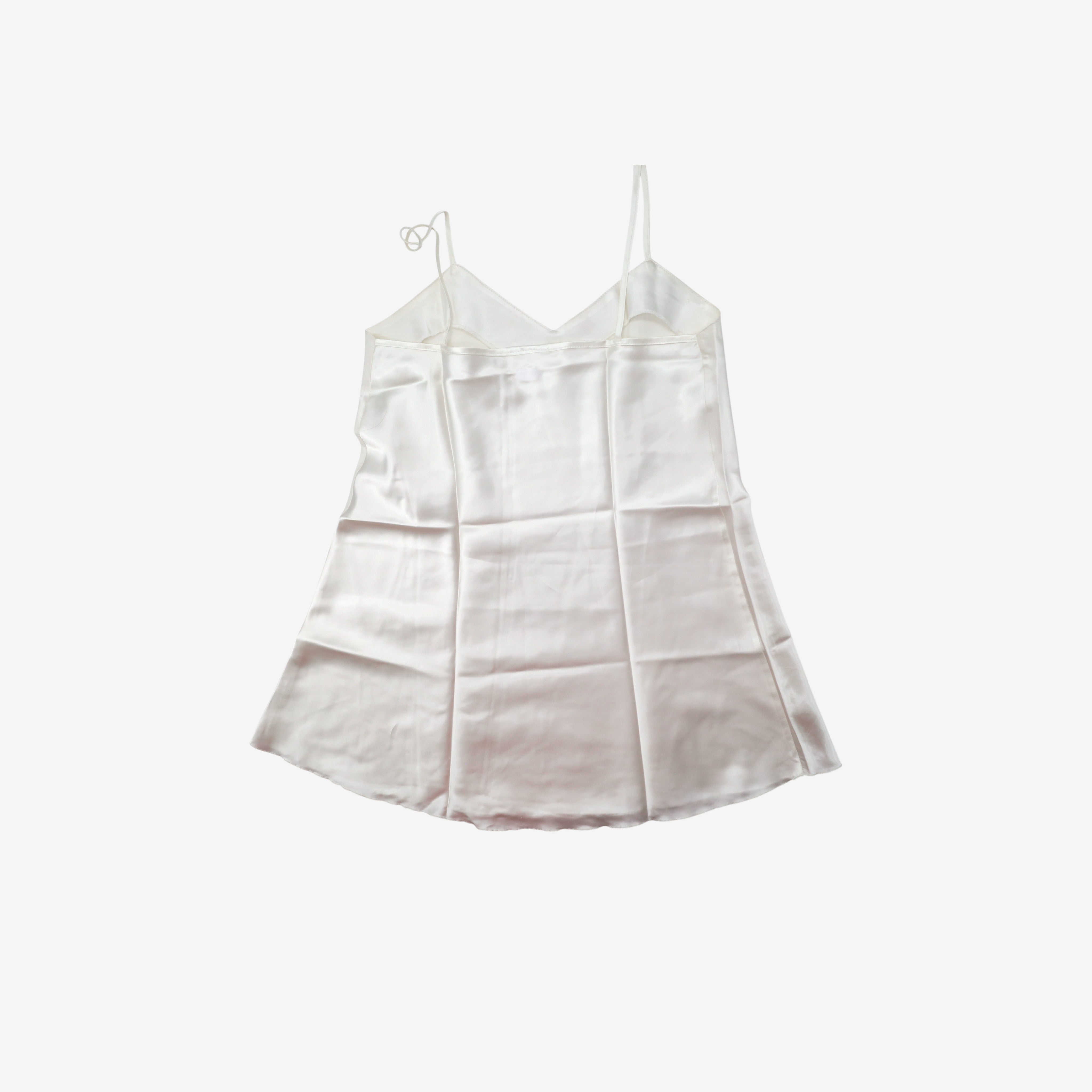 Nuisette RougeGorge Blanc