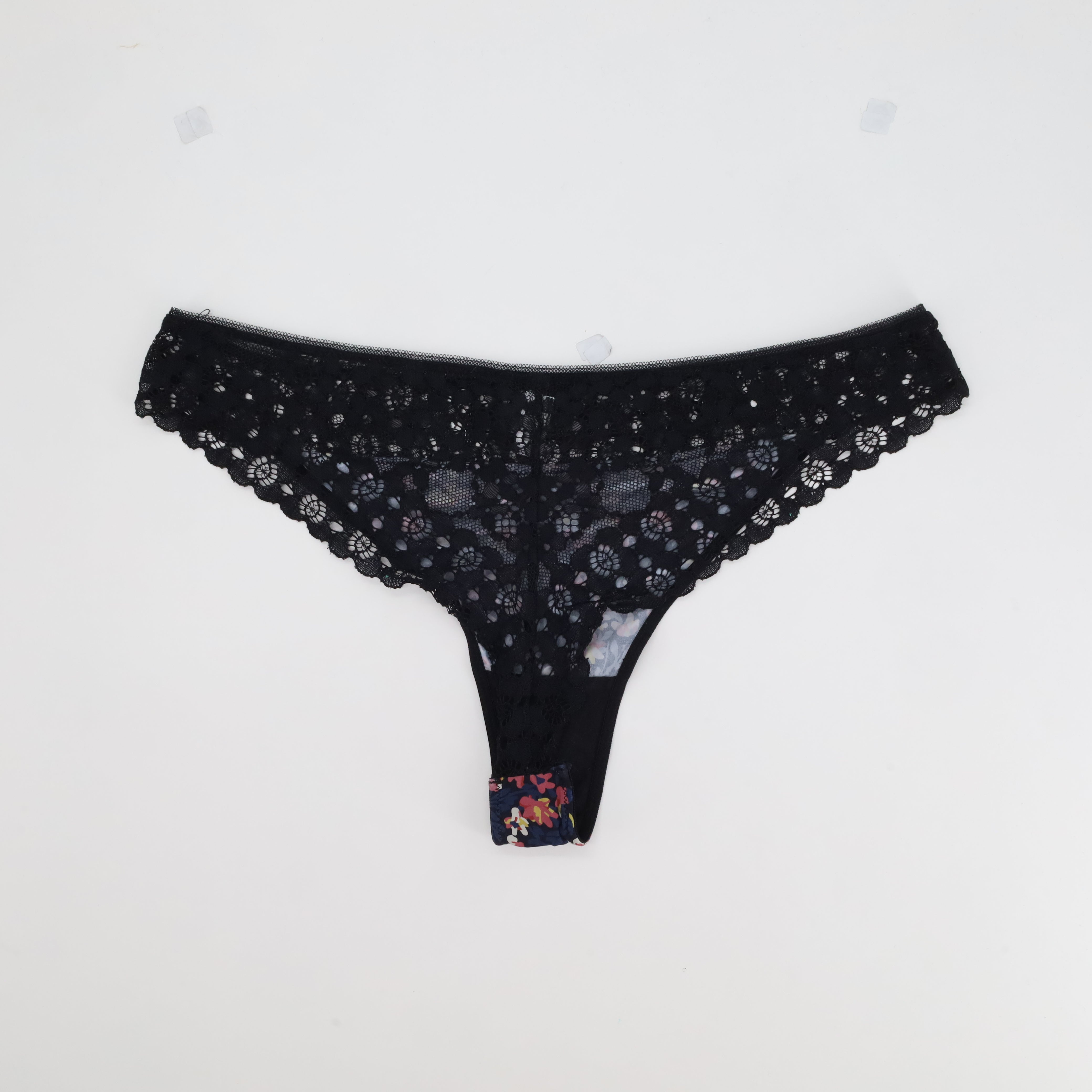 Tanga RougeGorge Noir