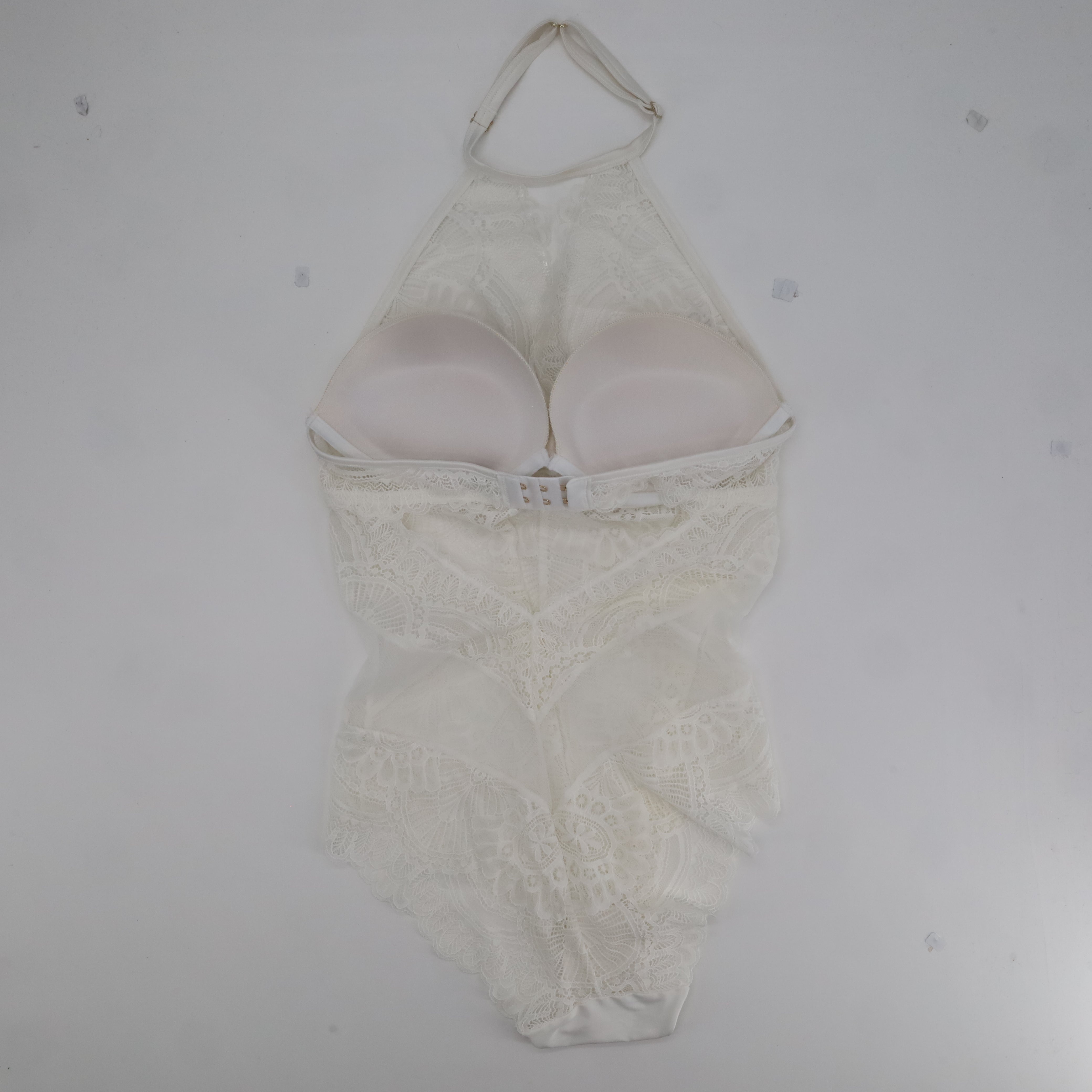 Body RougeGorge Blanc