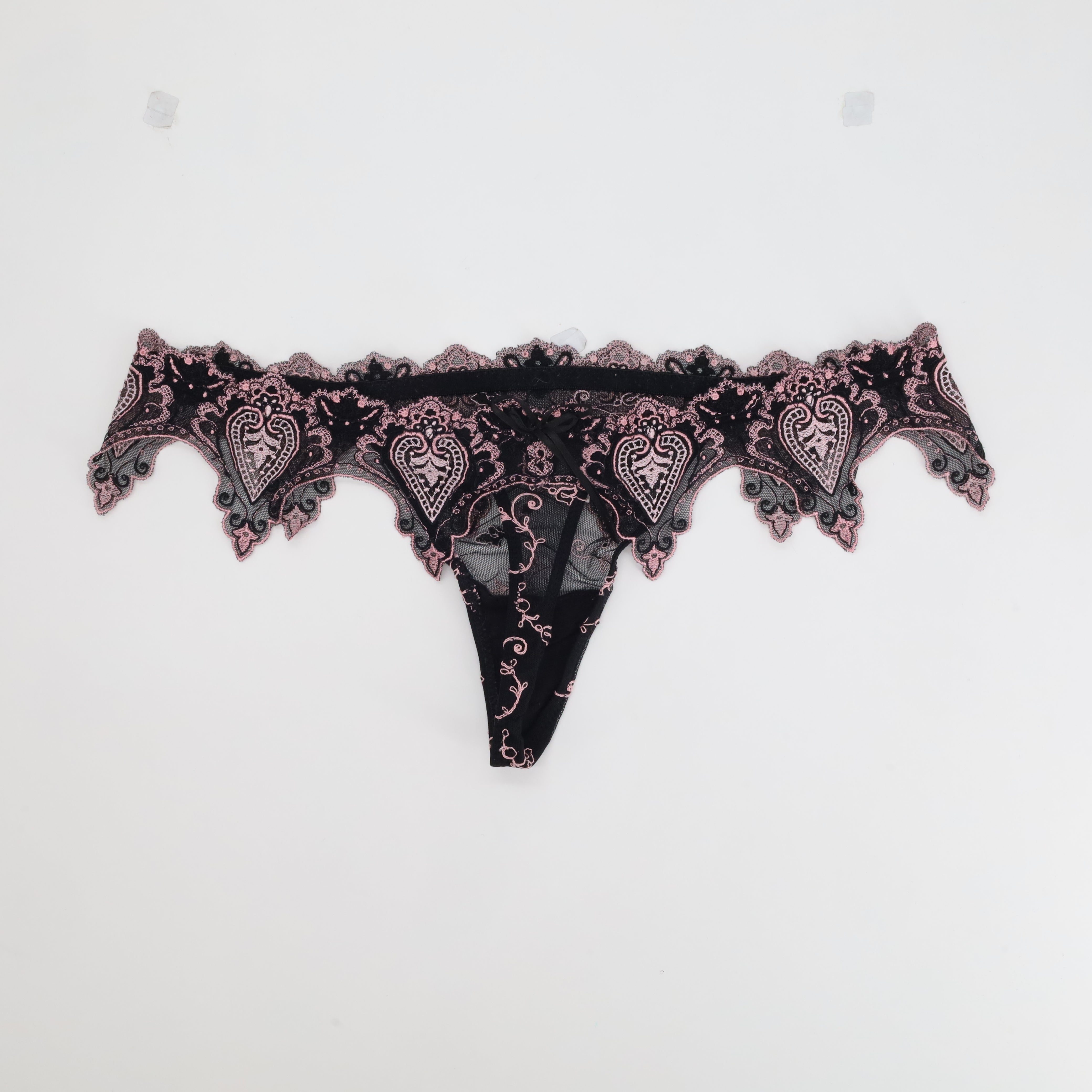 String Lise Charmel Noir