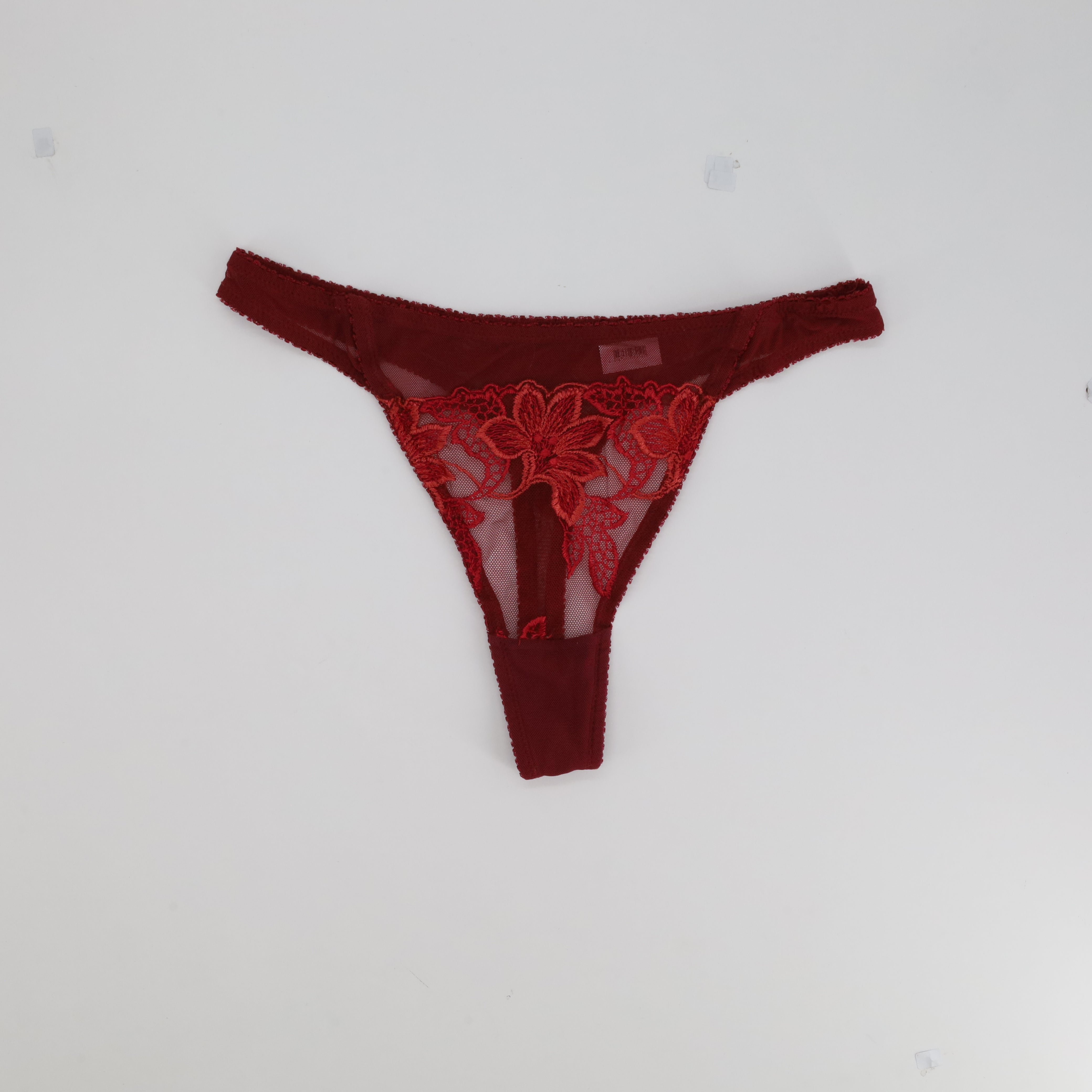 String Rouge