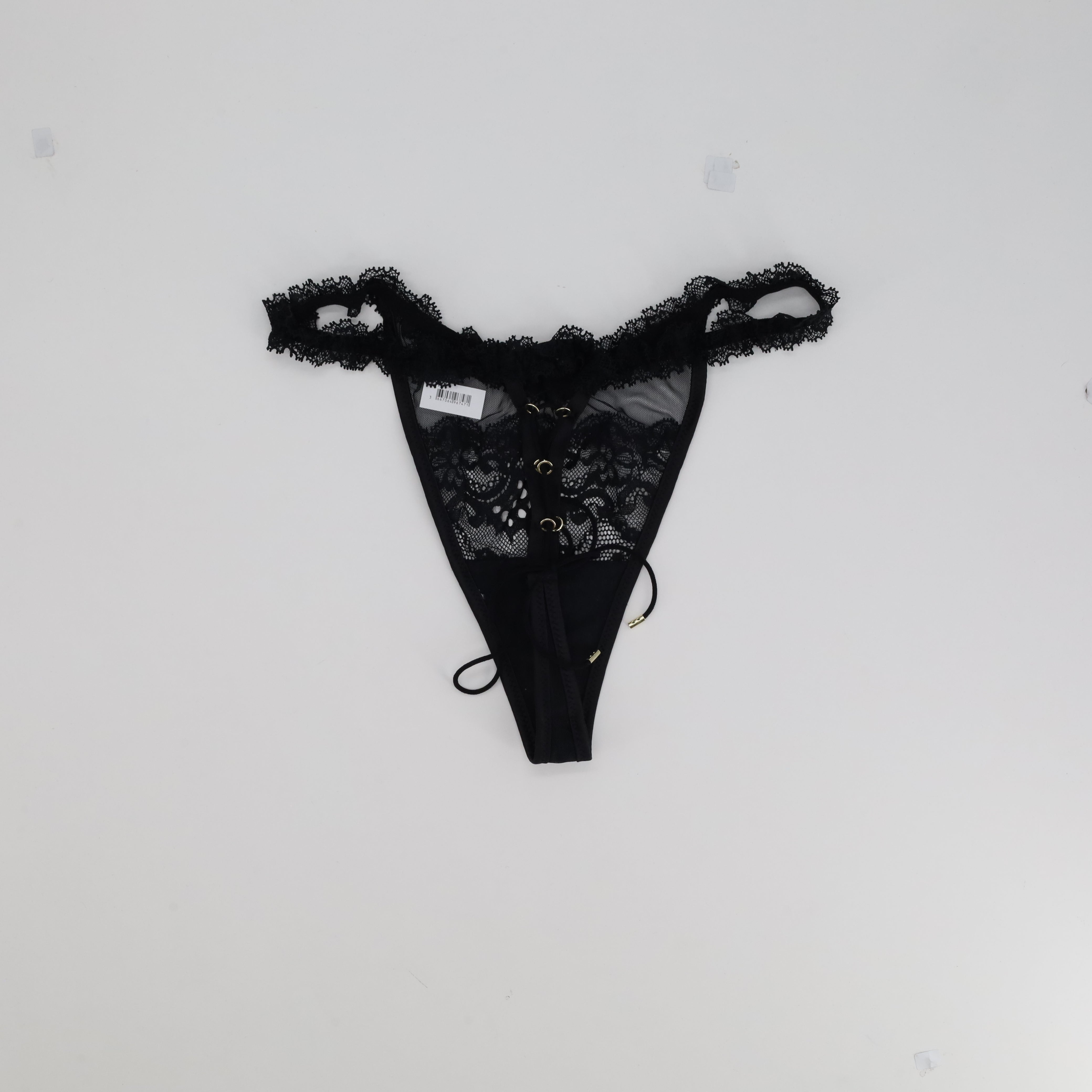 String Noir