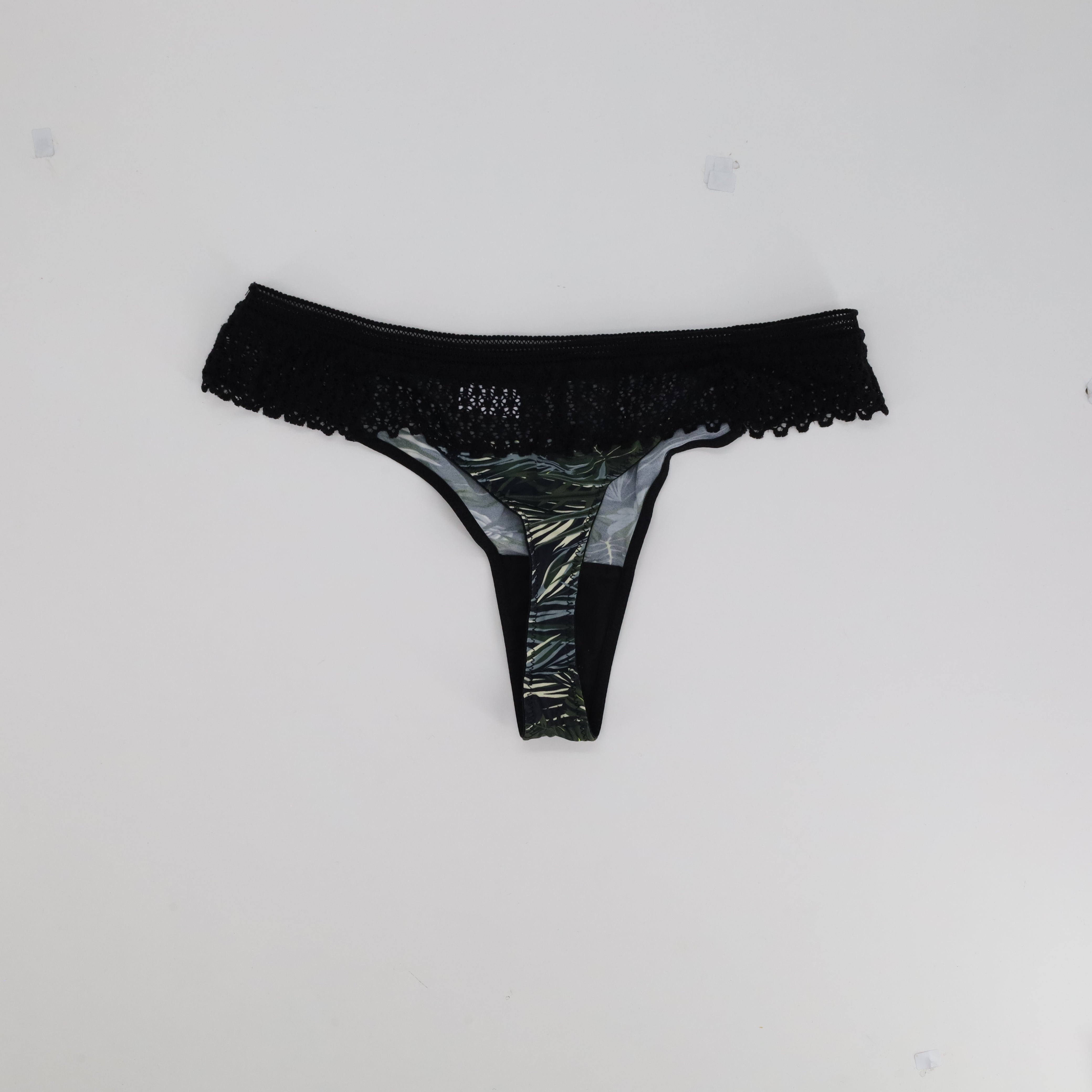 String ETAM Noir