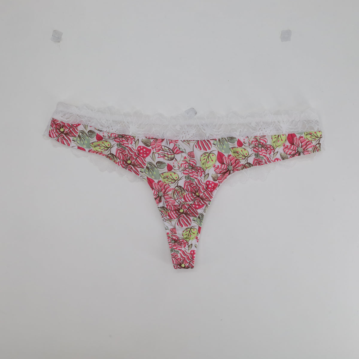 String Charlott' Blanc