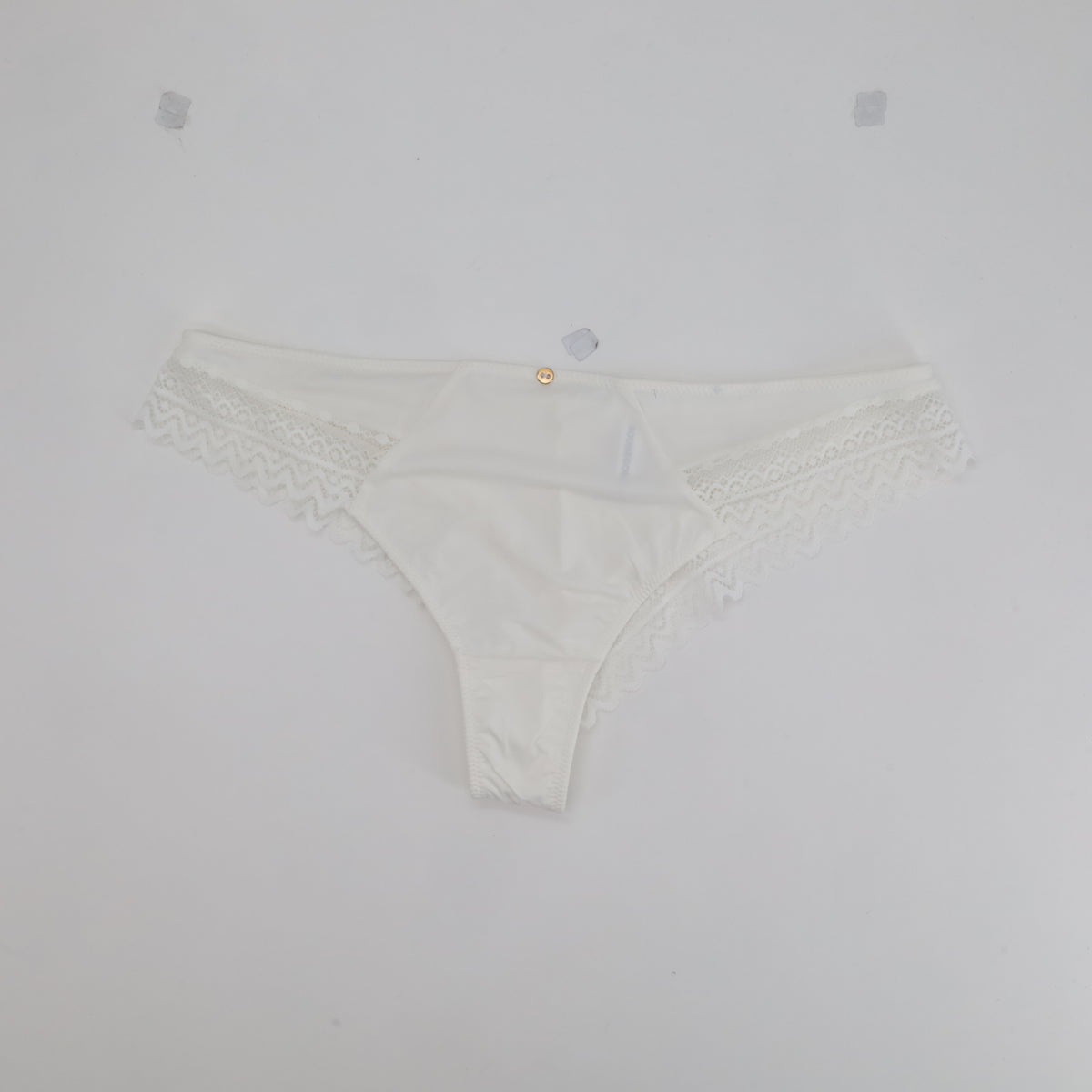 Tanga RougeGorge Blanc
