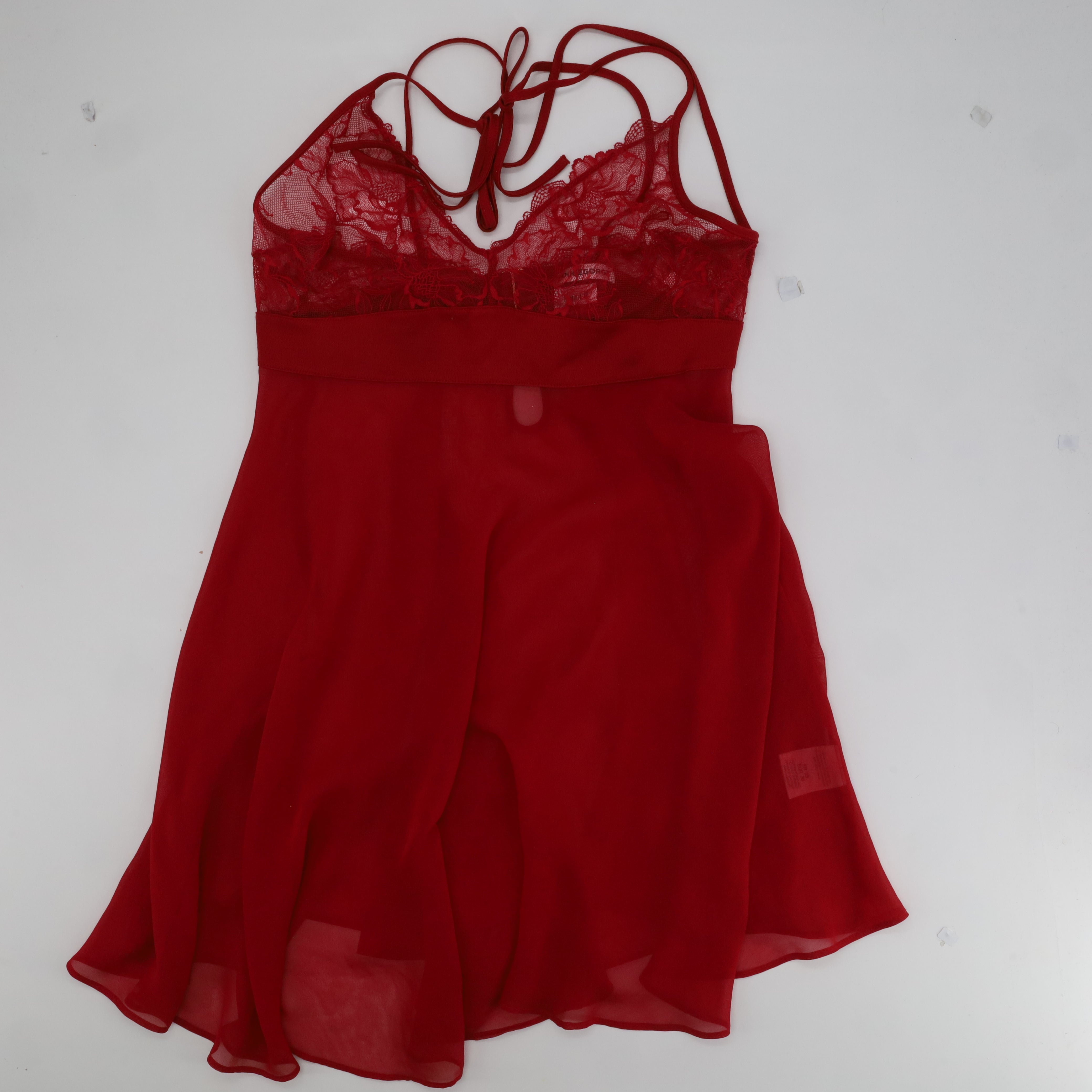Nuisette RougeGorge Rouge