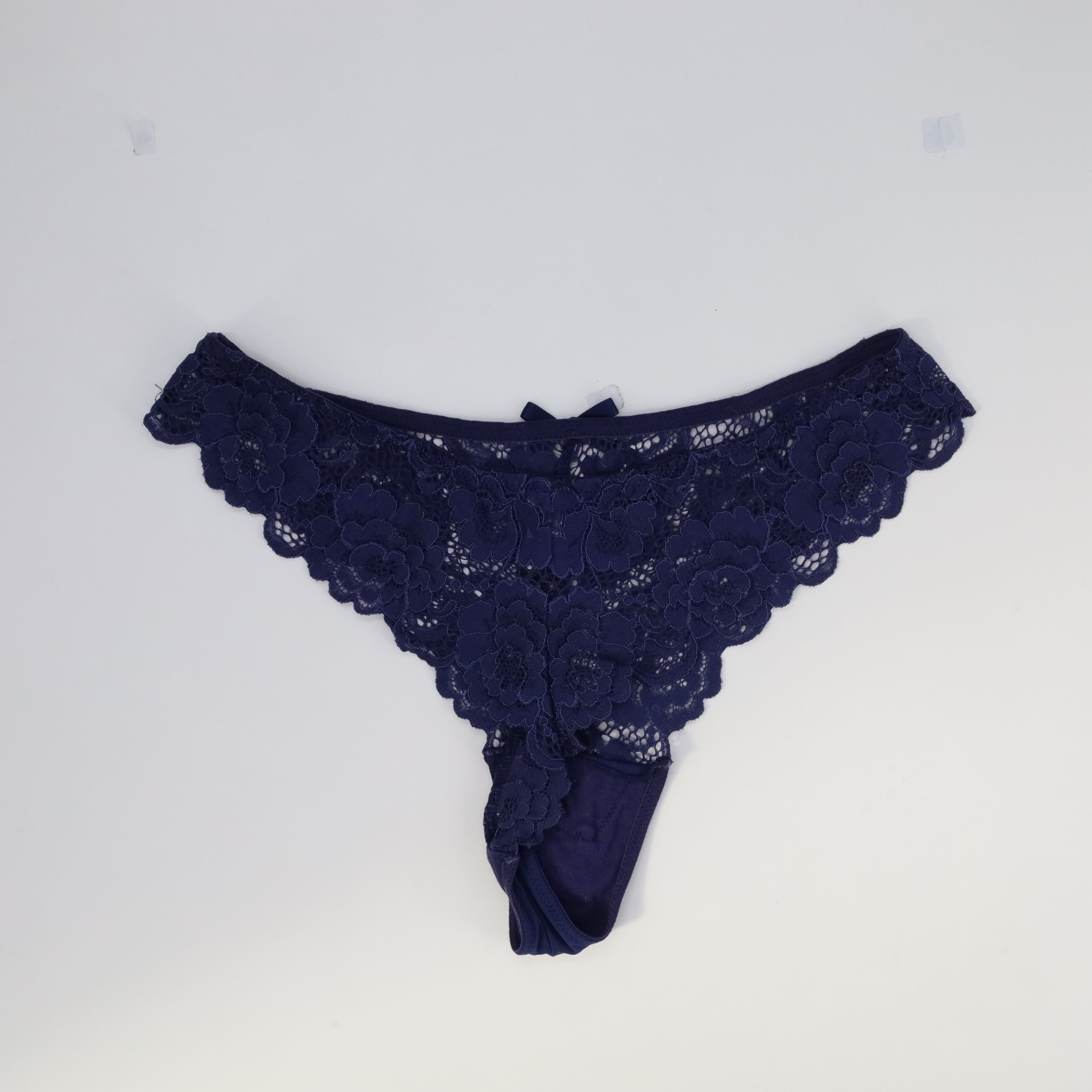 String RougeGorge Bleu
