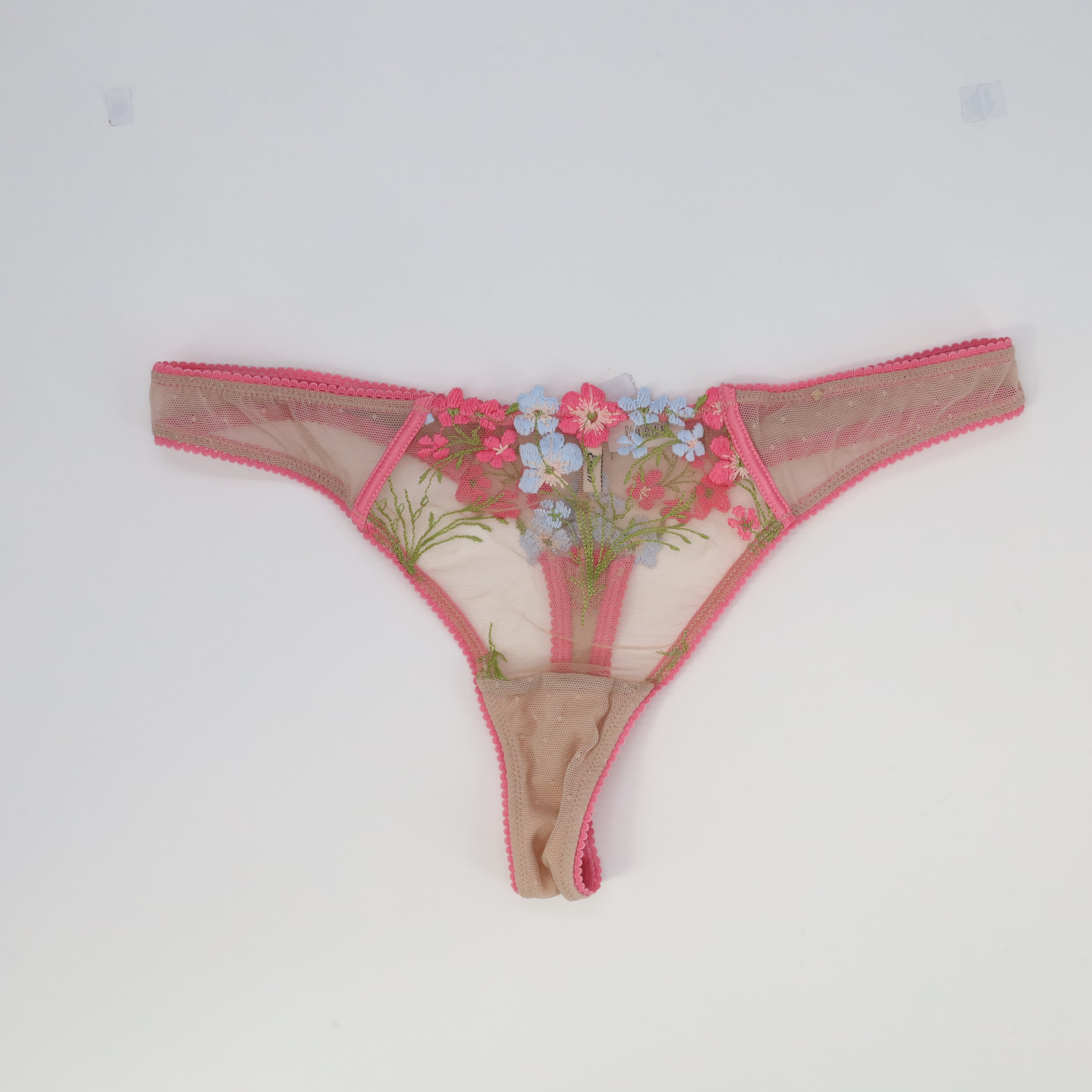 String ETAM Rose